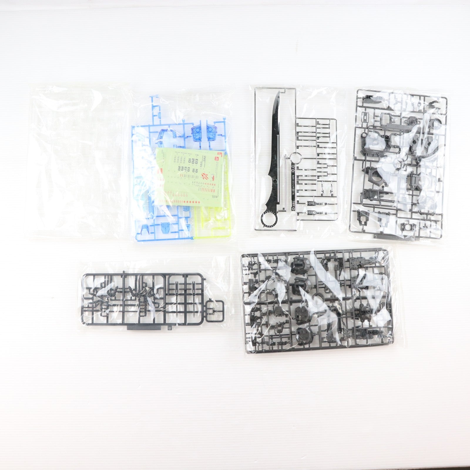 【中古即納】[PTM] PG 1/60 GAT-X105 エールストライクガンダム+FX-550 スカイグラスパー 30周年記念カラークリアVer. 機動戦士ガンダムSEED(シード) プラモデル(0163112) バンダイ(20100331)