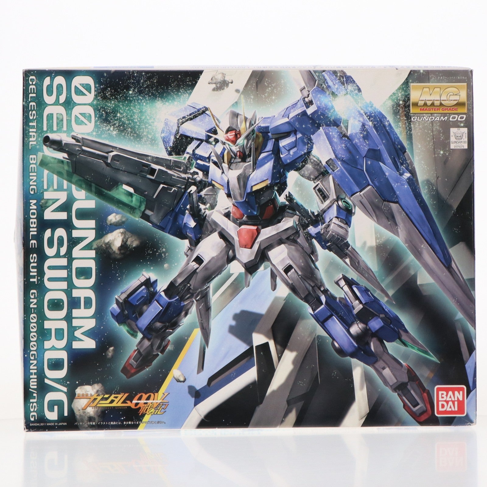 【中古即納】[PTM] MG 1/100 GN-0000GNHW/7SG ダブルオーガンダム セブンソード/G 機動戦士ガンダム00V(ダブルオーブイ)戦記 プラモデル(0171075) バンダイ(20110930)