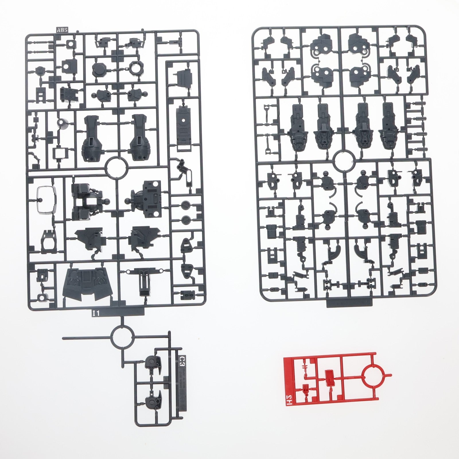 【中古即納】[PTM] プレミアムバンダイ限定 MG 1/100 RX-121-1 ガンダムTR-1 [ヘイズル改](実戦配備カラー) 機動戦士Zガンダム外伝 ADVANCE OF Z ～ティターンズの旗のもとに～ プラモデル(0224808) バンダイ(20180228)