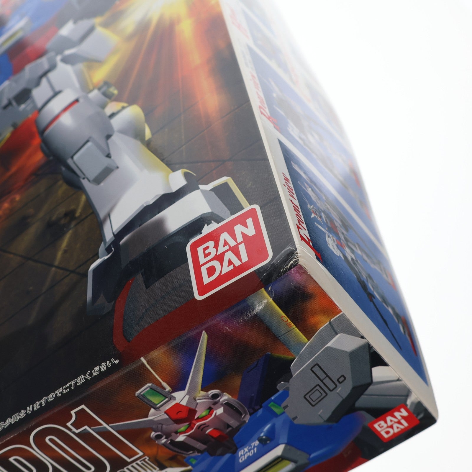 【中古即納】[PTM] MG 1/100 RX-78GP01 ガンダム試作1号機(ゼフィランサス) 機動戦士ガンダム0083 STARDUST MEMORY(スターダストメモリー) プラモデル(0057919) バンダイ(19970807)