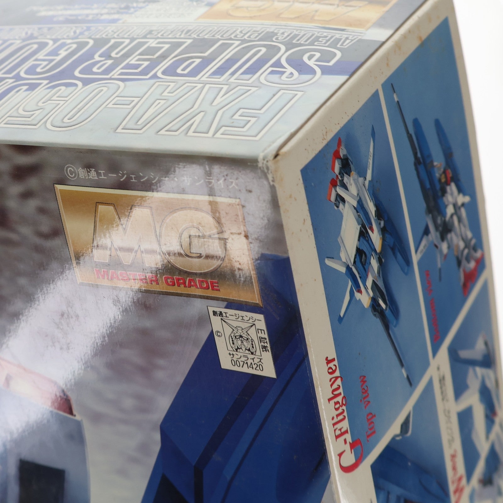 【中古即納】[PTM] MG 1/100 FXA-05D + RX-178 スーパーガンダム 反地球連邦政府組織(エゥーゴ) 試作型モビルスーツ支援戦闘機装備型 機動戦士Zガンダム プラモデル(0071420) バンダイ(20170421)
