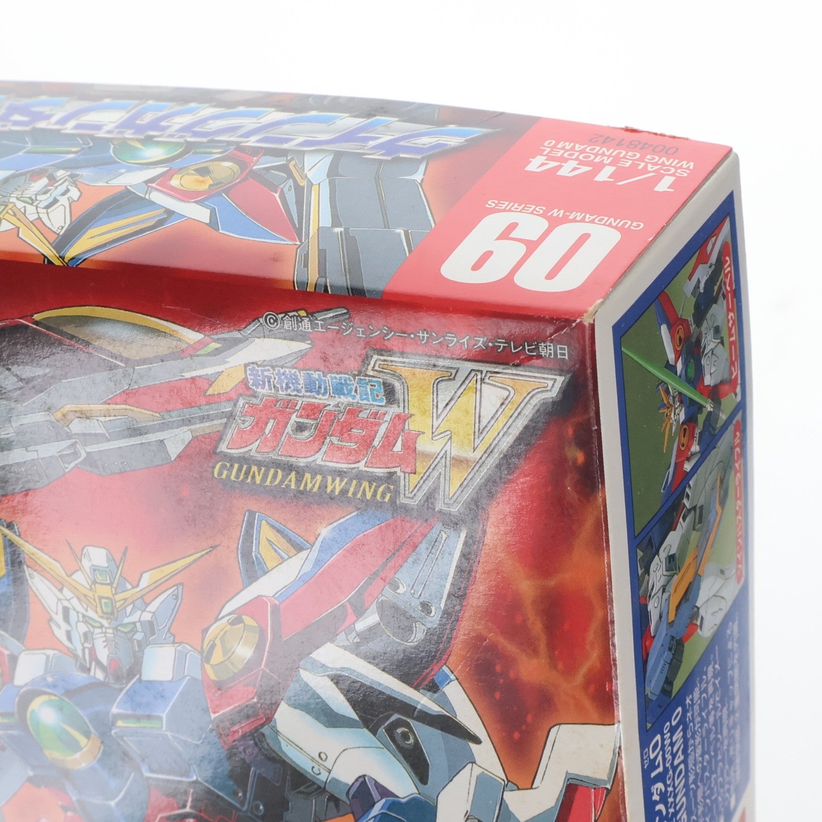 【中古即納】[PTM] 1/144 XXXG-00W0 ウイングガンダムゼロ 新機動戦記ガンダムW(ウィング) プラモデル バンダイ(20000419)