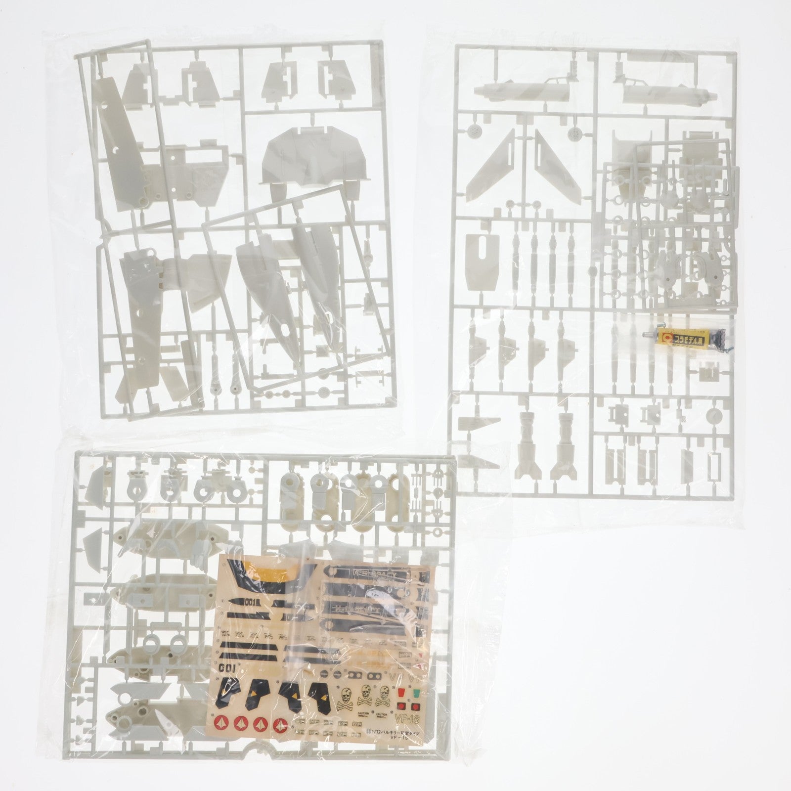 【中古即納】[PTM] 1/72 VF-1S 戦術戦闘用バトロイド 可変バルキリー 超時空要塞マクロス シリーズNo.59 プラモデル(B-1252) イマイ(19991231)