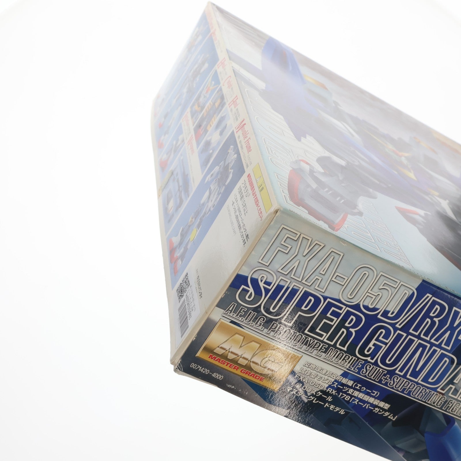 【中古即納】[PTM] MG 1/100 FXA-05D + RX-178 スーパーガンダム 反地球連邦政府組織(エゥーゴ) 試作型モビルスーツ支援戦闘機装備型 機動戦士Zガンダム プラモデル(0071420) バンダイ(20170421)