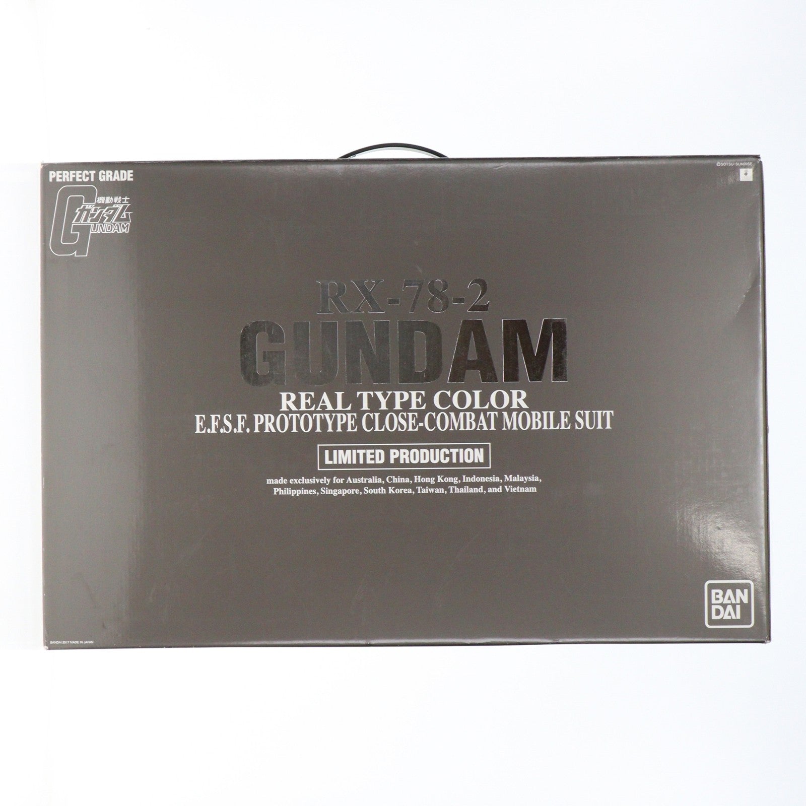 【中古即納】[PTM] PG 1/60 RX-78-2 ガンダム REAL TYPE COLOR Ver. 海外イベント限定版 機動戦士ガンダム プラモデル(0216618) バンダイ(20171231)