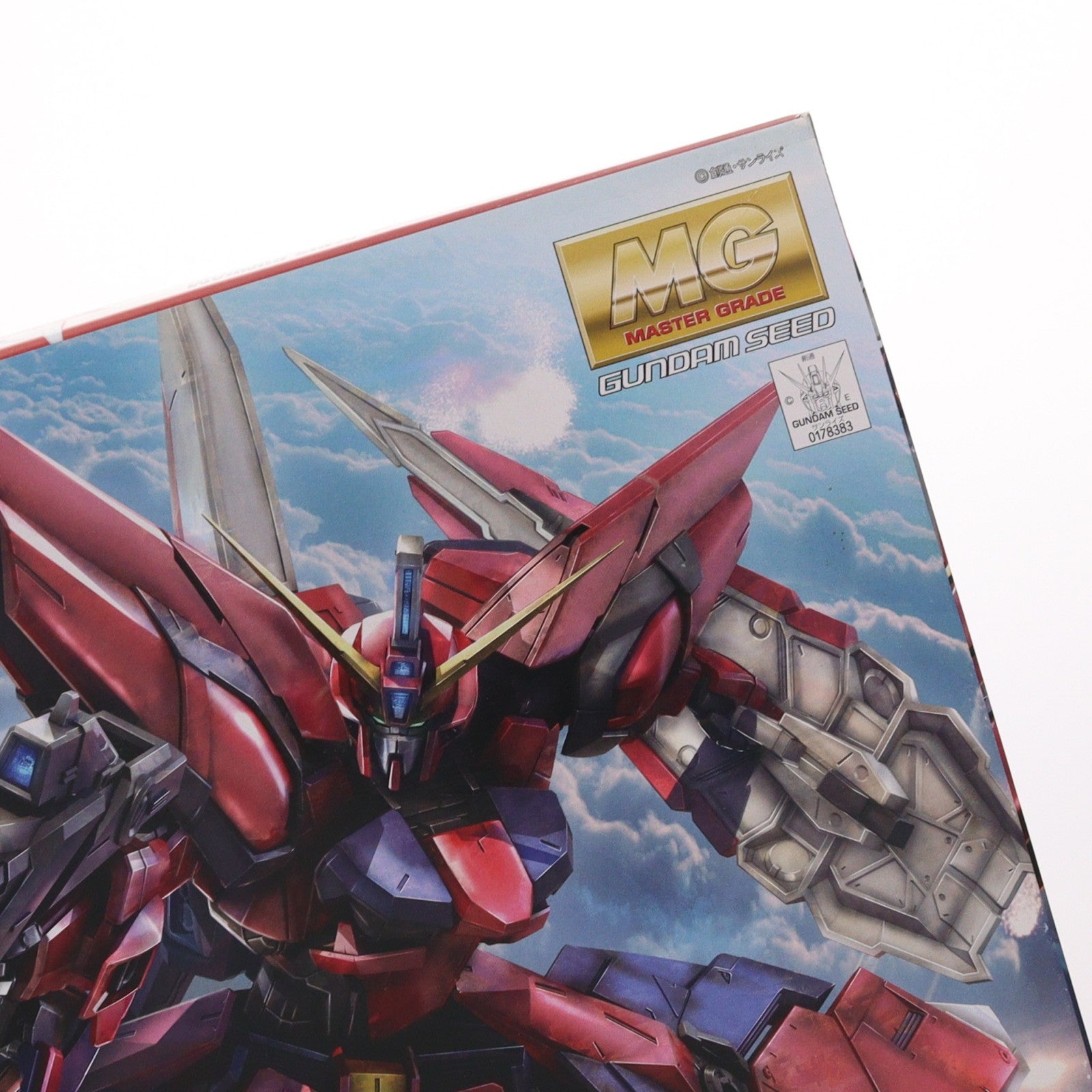 【中古即納】[PTM] MG 1/100 GAT-X303 イージスガンダム 機動戦士ガンダムSEED(シード) プラモデル(0178383) バンダイ(20121027)