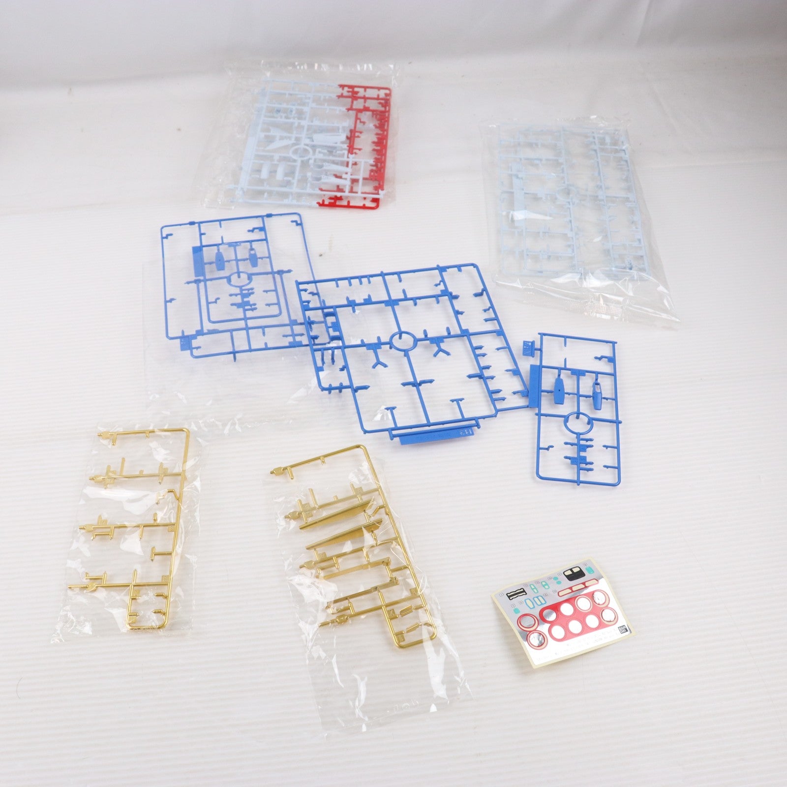 【中古即納】[PTM] プレミアムバンダイ限定 MG 1/100 LM314V23/24 V2アサルトバスターガンダム Ver.Ka 機動戦士Vガンダム プラモデル(5055528) バンダイスピリッツ(20181231)