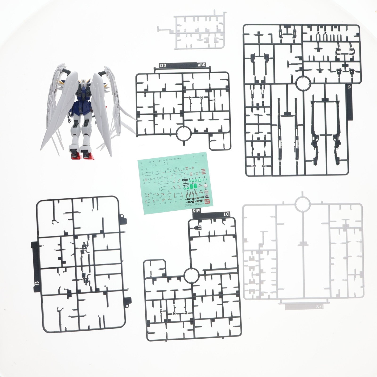 【中古即納】[PTM] (再販) RG 1/144 XXXG-00W0 ウイングガンダムゼロ EW 新機動戦記ガンダムW Endless Waltz(エンドレスワルツ) プラモデル(5061602) バンダイスピリッツ(20251022)