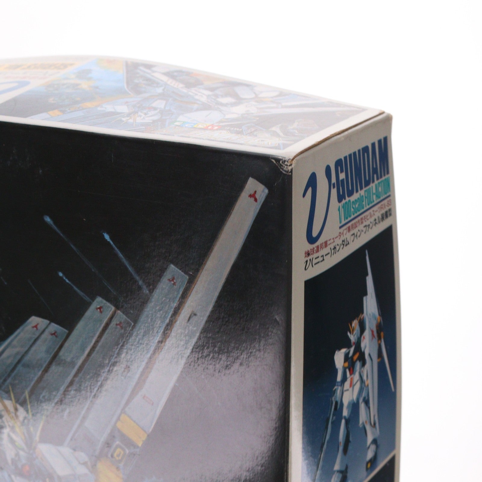 【中古即納】[PTM] 1/100 RX-93 νガンダム フィン・ファンネル装備型 機動戦士ガンダム 逆襲のシャア プラモデル(0024728) バンダイ(20180731)