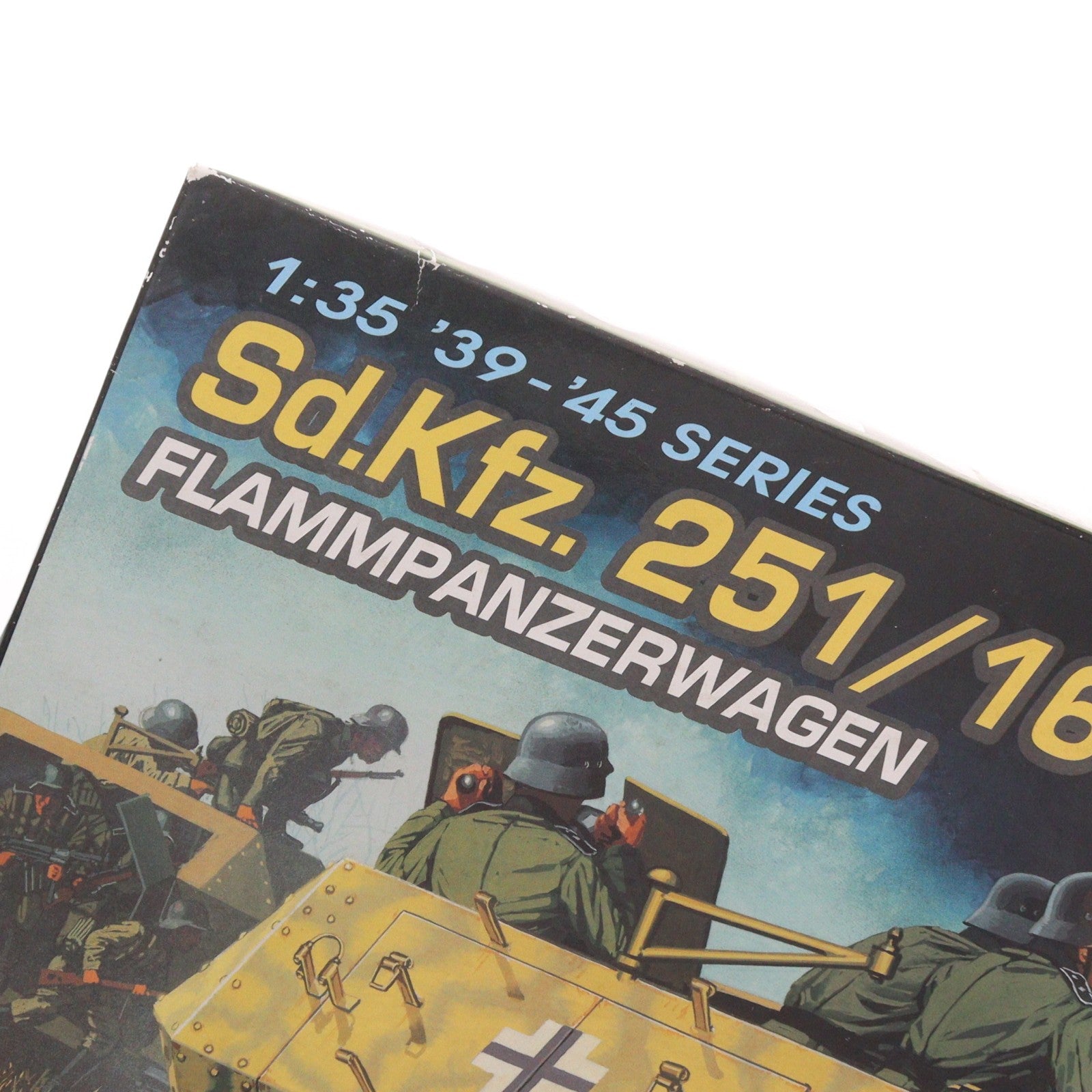 【中古即納】[PTM] '39-'45 SERIES 1/35 Sd.Kfz.251/16 Ausf.C 火焔放射装甲車 プラモデル(6202) DRAGON(ドラゴン)(20041231)