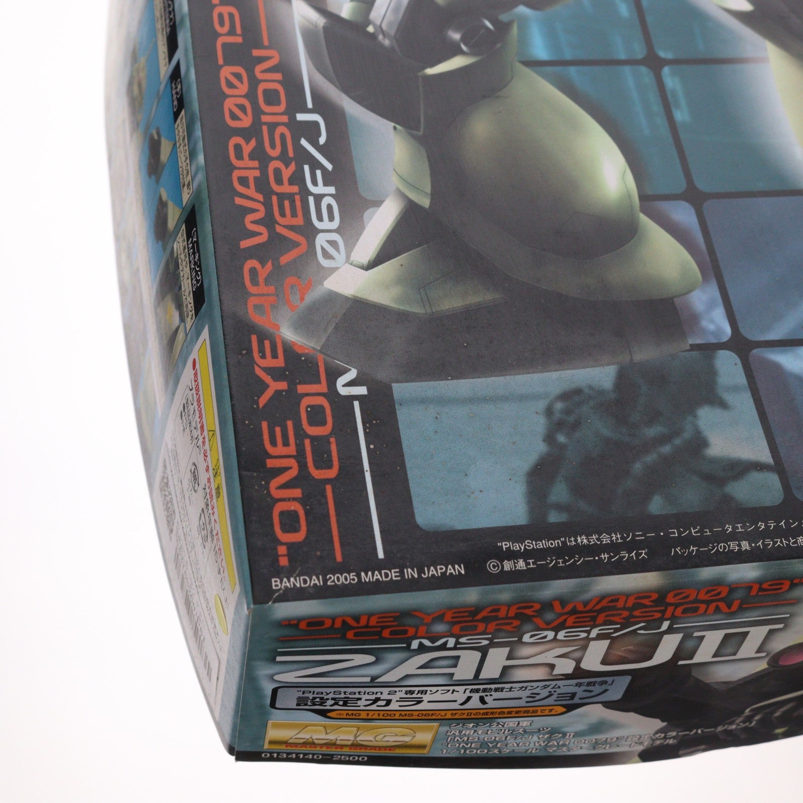 【中古即納】[PTM] MG 1/100 MS-06F/J ザクII 機動戦士ガンダム 一年戦争 設定カラーバージョン プラモデル(0134140) バンダイ(20050430)