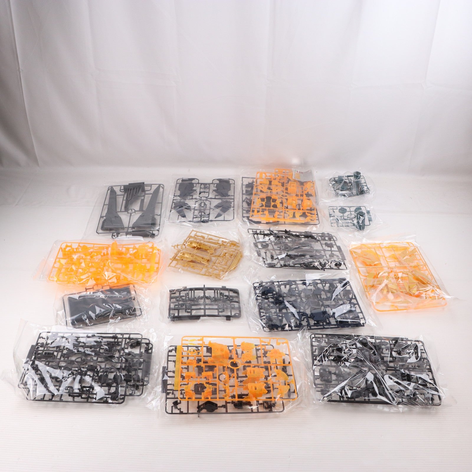 【中古即納】[PTM] (再販) PG 1/60 RX-0[N] ユニコーンガンダム2号機 バンシィ・ノルン 機動戦士ガンダムUC(ユニコーン) プラモデル(5064232) バンダイスピリッツ(20240731)