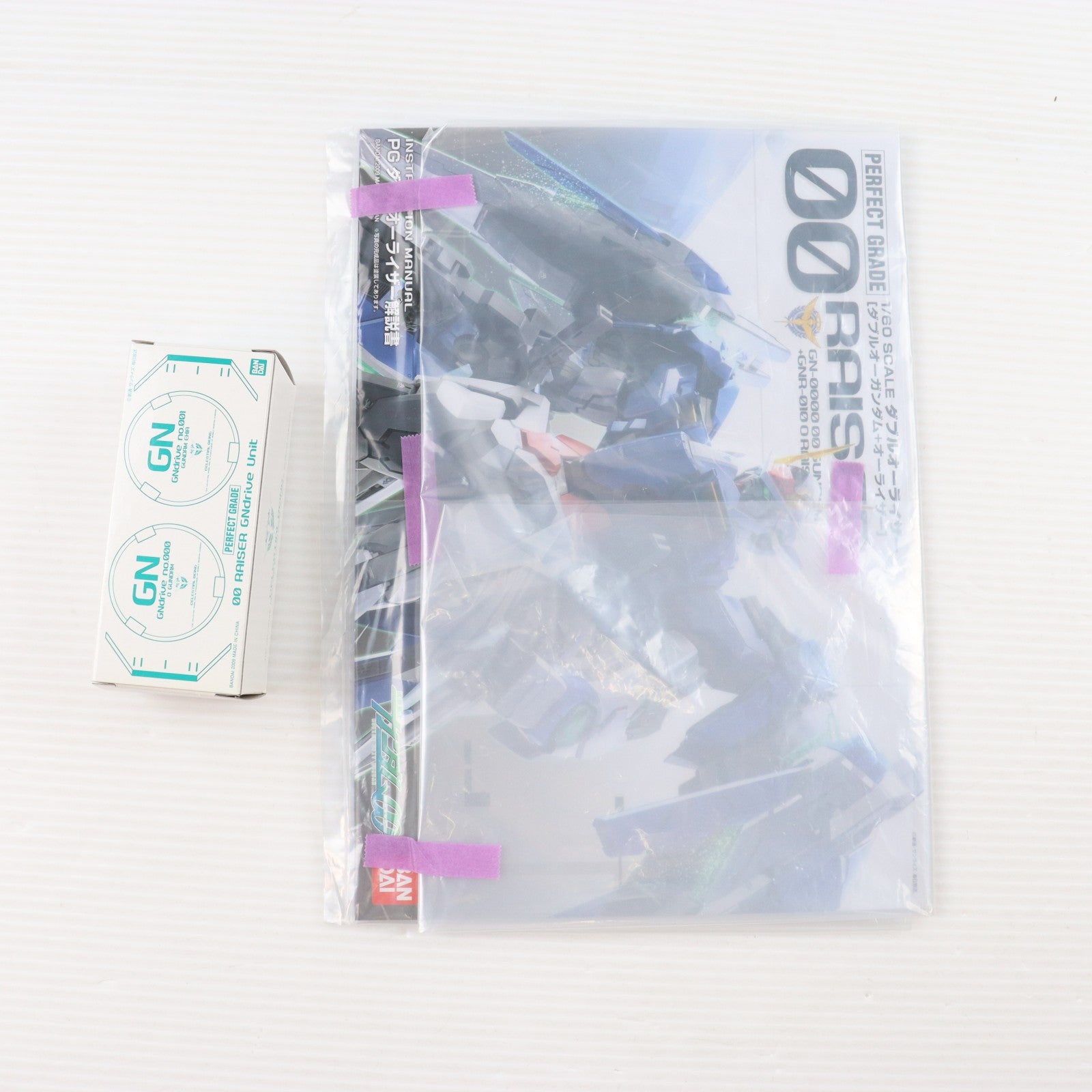 【中古即納】[PTM] PG 1/60 GN-0000+GNR-010 ダブルオーライザー 機動戦士ガンダム00(ダブルオー) プラモデル(0161016) バンダイ(20091128)
