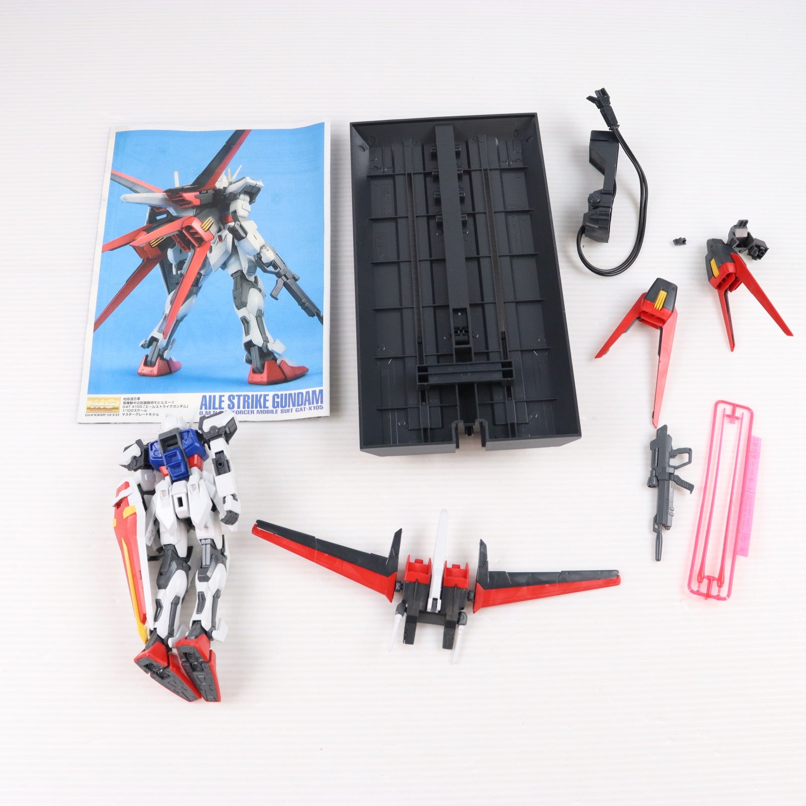 【中古即納】[PTM] MG 1/100 GAT-X105 エールストライクガンダム 機動戦士ガンダムSEED(シード) プラモデル(0122242) バンダイ(20080531)