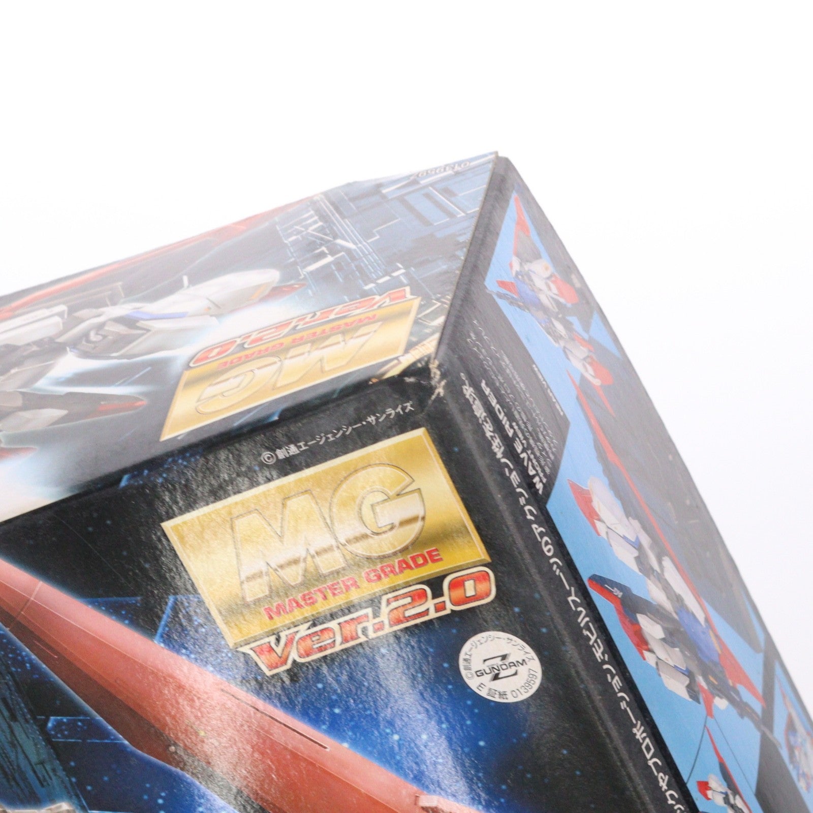 【中古即納】[PTM] MG 1/100 MSZ-006 Zガンダム Ver.2.0 機動戦士Zガンダム プラモデル(0139597) バンダイ(20180130)