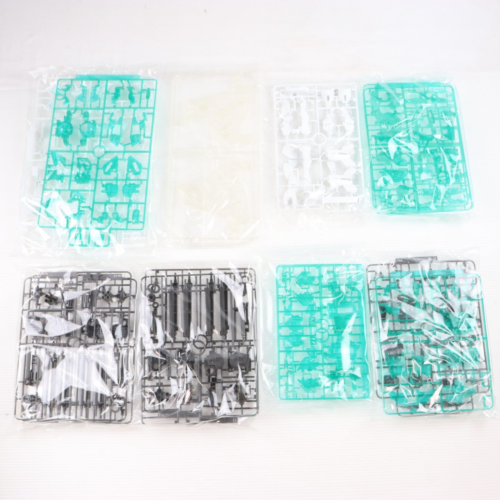 【中古即納】[PTM] プレミアムバンダイ限定 PG 1/60 RX-0 ユニコーンガンダム(最終決戦Ver.) 機動戦士ガンダムUC(ユニコーン) プラモデル(0205872) バンダイ(20160430)