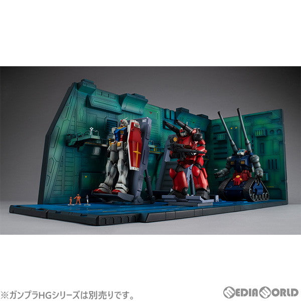 【中古即納】[PTM] Realistic Model Series ホワイトベースカタパルトデッキ ANIME EDITION 機動戦士ガンダム 1/144HGシリーズ用半完成品キット プラモデル用アクセサリ メガハウス(20240930)