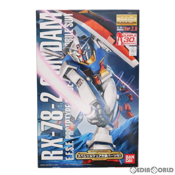 【中古即納】[PTM] MG 1/100 RX-78-2ガンダム Ver2.0 スペシャルクリア外装パーツ付き ガンプラ30周年記念特別企画 機動戦士ガンダム プラモデル(0161557) バンダイ(19991231)