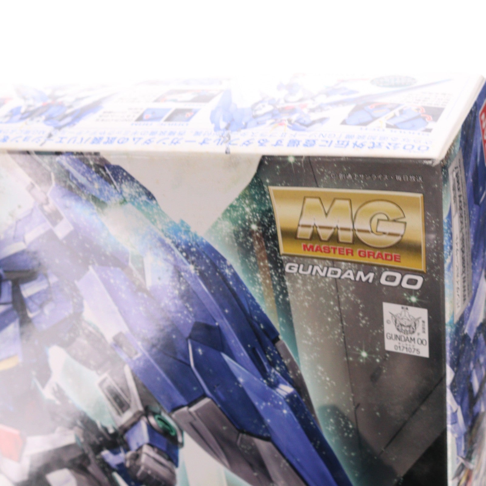 【中古即納】[PTM] MG 1/100 GN-0000GNHW/7SG ダブルオーガンダム セブンソード/G 機動戦士ガンダム00V(ダブルオーブイ)戦記 プラモデル(0171075) バンダイ(20110930)