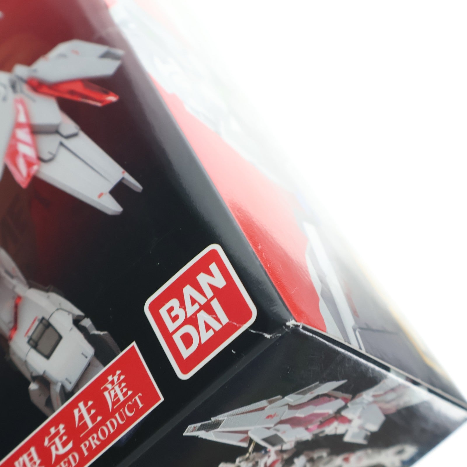 【中古即納】[PTM] RG 1/144 RX-0 ユニコーンガンダム(バンデシネVer.) 機動戦士ガンダムUC(ユニコーン) バンデシネ プラモデル(0227473) バンダイ(20180217)