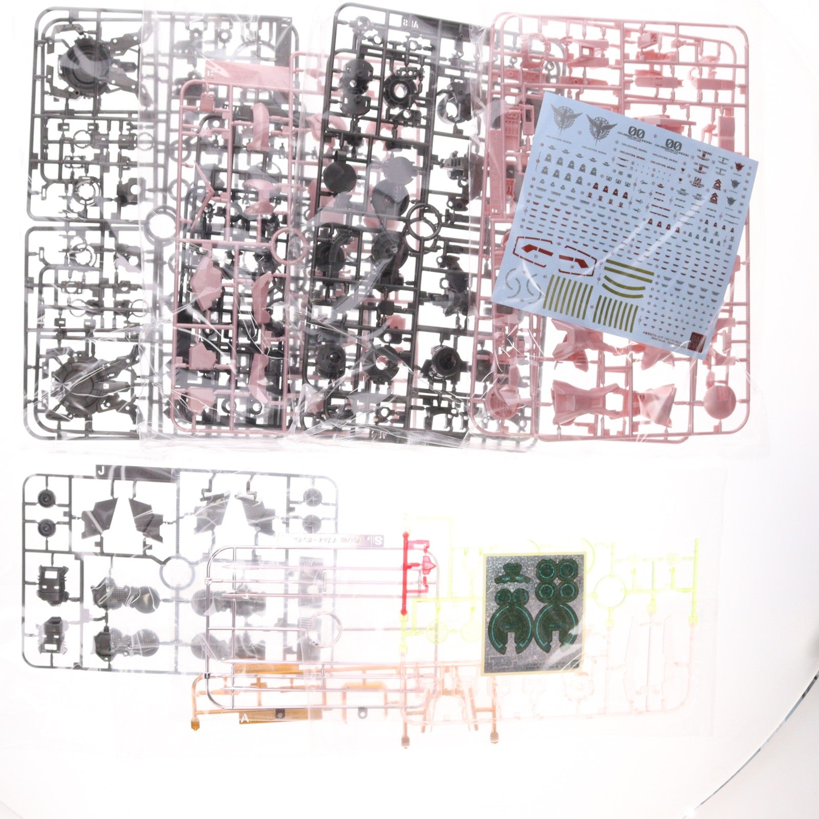 【中古即納】[PTM] プレミアムバンダイ限定 PG 1/60 GN-0000+GNR-010 トランザムライザー 機動戦士ガンダム00(ダブルオー) プラモデル(5063567) バンダイスピリッツ(20251017)