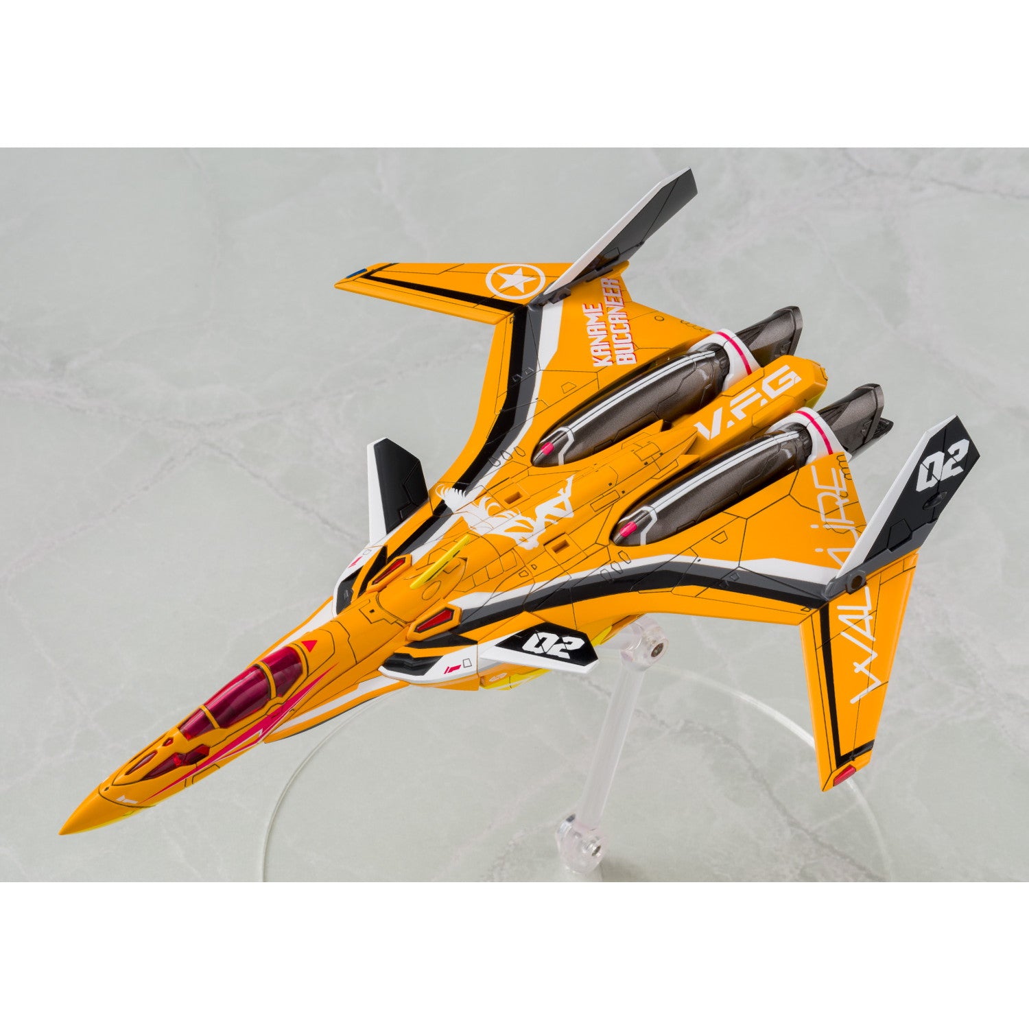 【中古即納】[PTM] V.F.G. MC-16 VF-31J ジークフリード カナメ・バッカニア マクロスΔ(デルタ) プラモデル(065273) アオシマ(20241222)