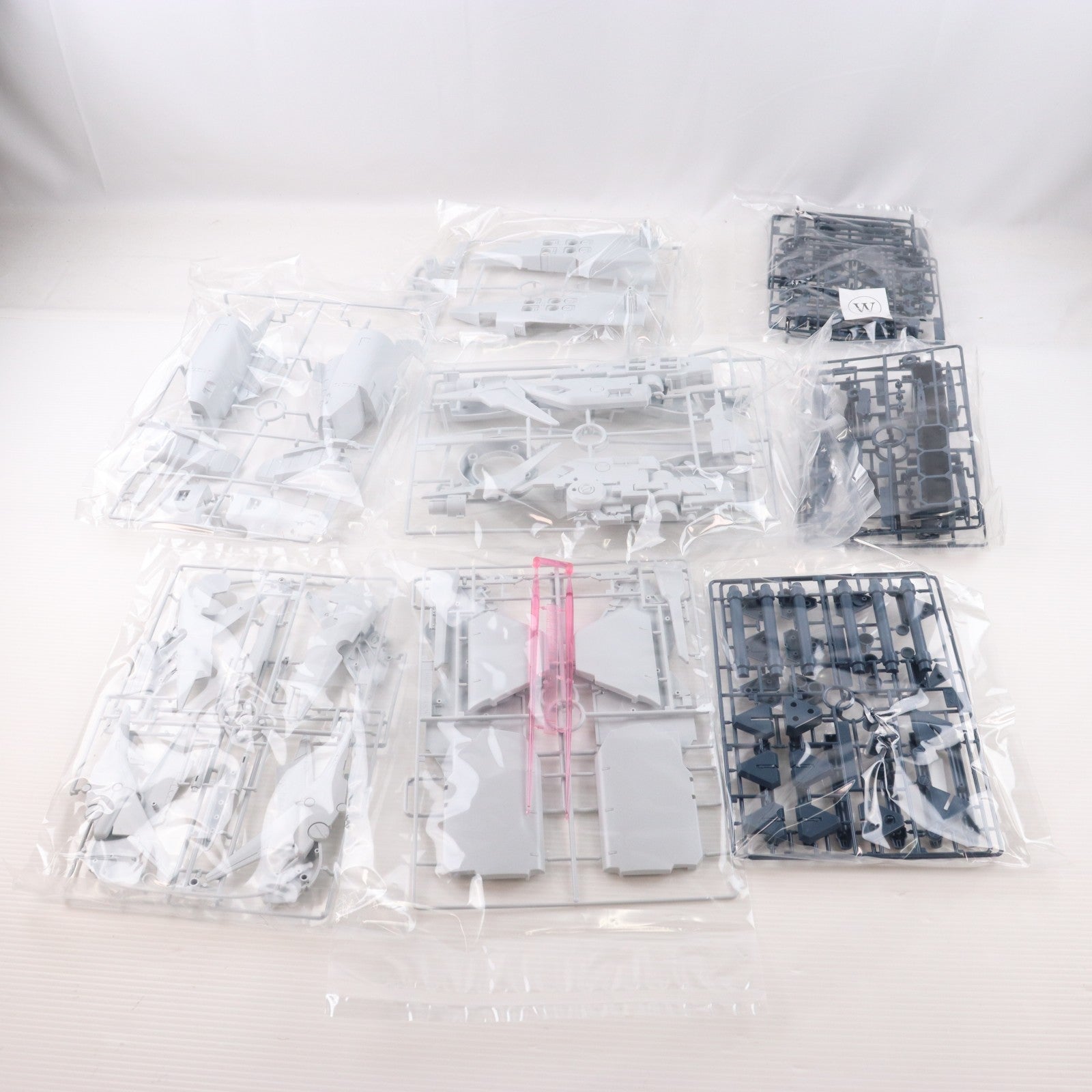【中古即納】[PTM] HGUC 1/144 RX-78GP03 デンドロビウム 機動戦士ガンダム0083 STARDUST MEMORY(スターダストメモリー) プラモデル(5066134) バンダイスピリッツ(20231215)