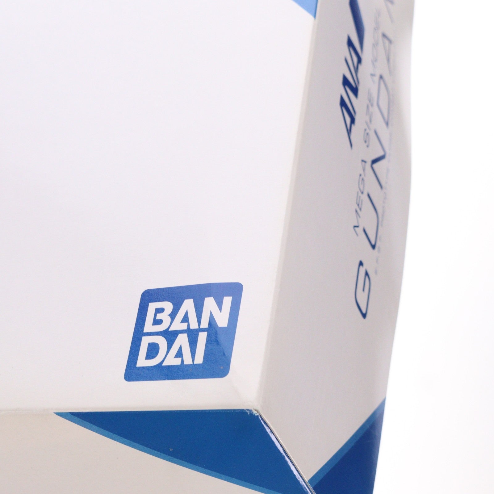 【中古即納】[PTM] ANA×ガンダム SKYプロジェクト搭乗者限定 1/48 メガサイズモデル ガンダム ANAオリジナルカラーVer. 機動戦士ガンダム プラモデル(0164581) バンダイ(20100701)