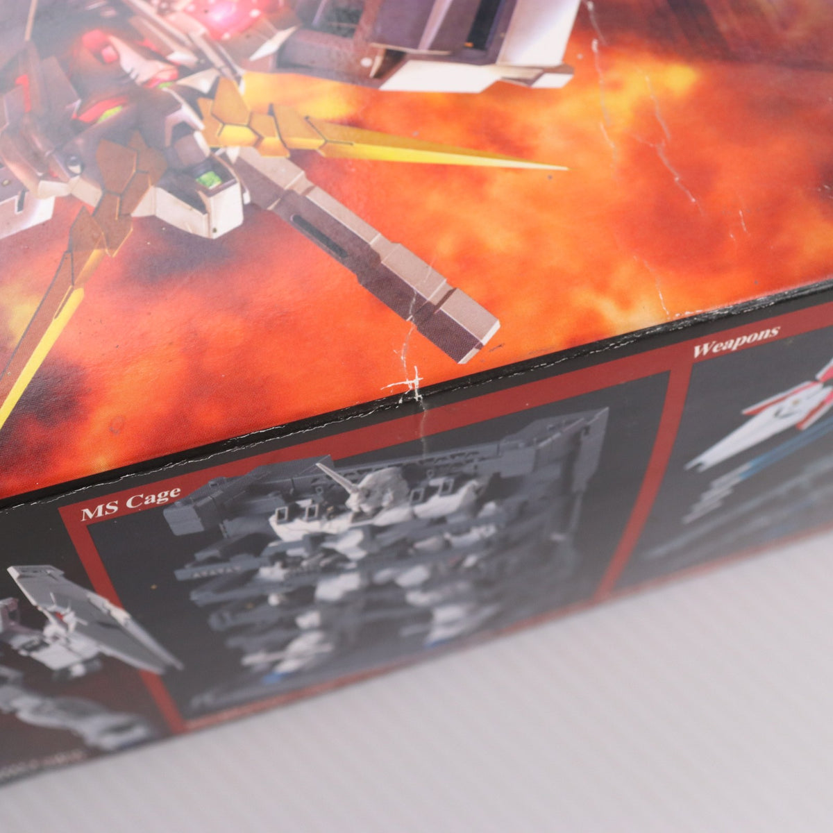 【中古即納】[PTM] MG 1/100 RX-0 ユニコーンガンダム HDカラー+MS CAGE 機動戦士ガンダムUC(ユニコーン) プラモデル(0162052) バンダイ(20100312)