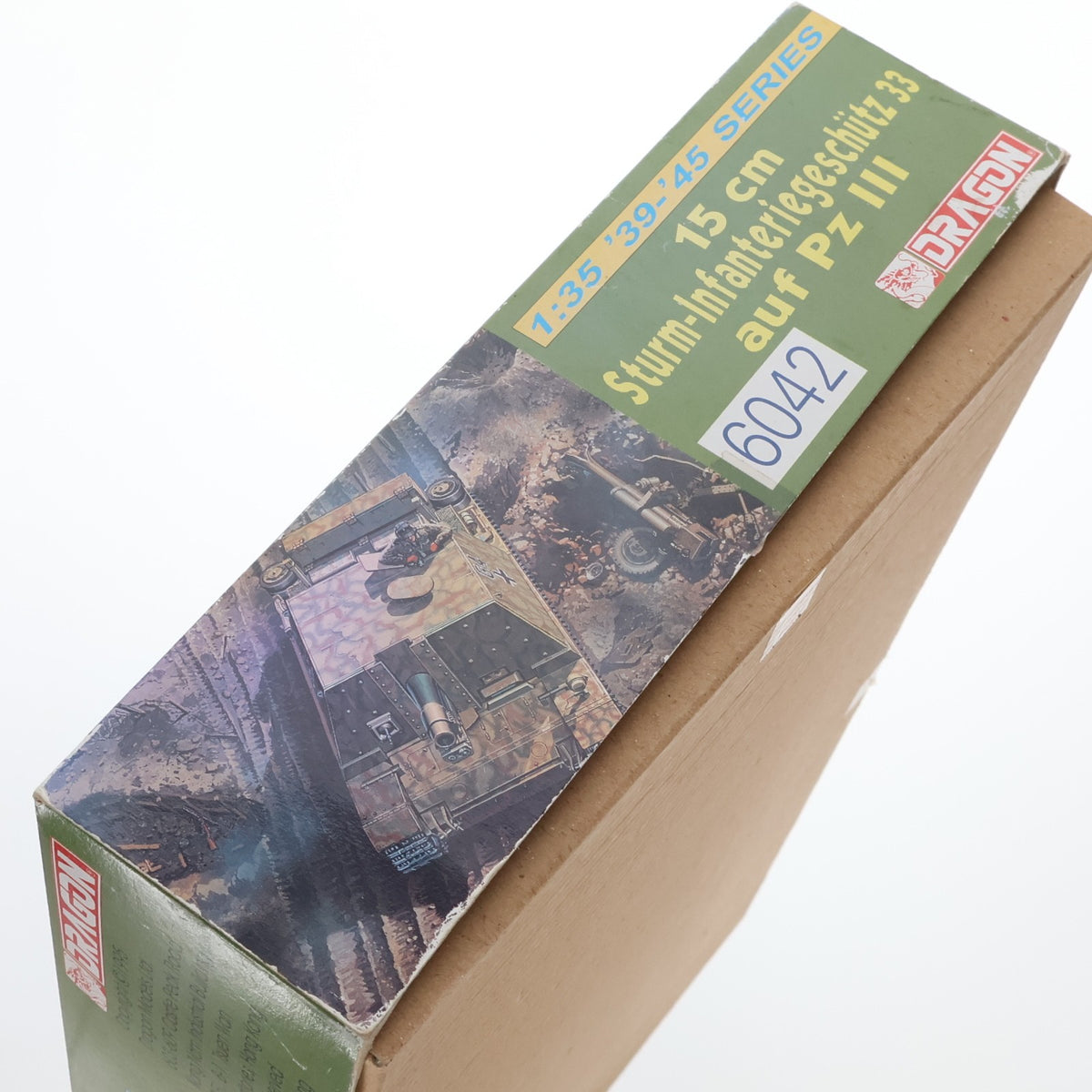 【中古即納】[PTM] '39-'45 SERIES 1/35 Sturm-Infanteriegeschutz 33 auf Pz III プラモデル(6042) DRAGON(ドラゴン)(19991231)