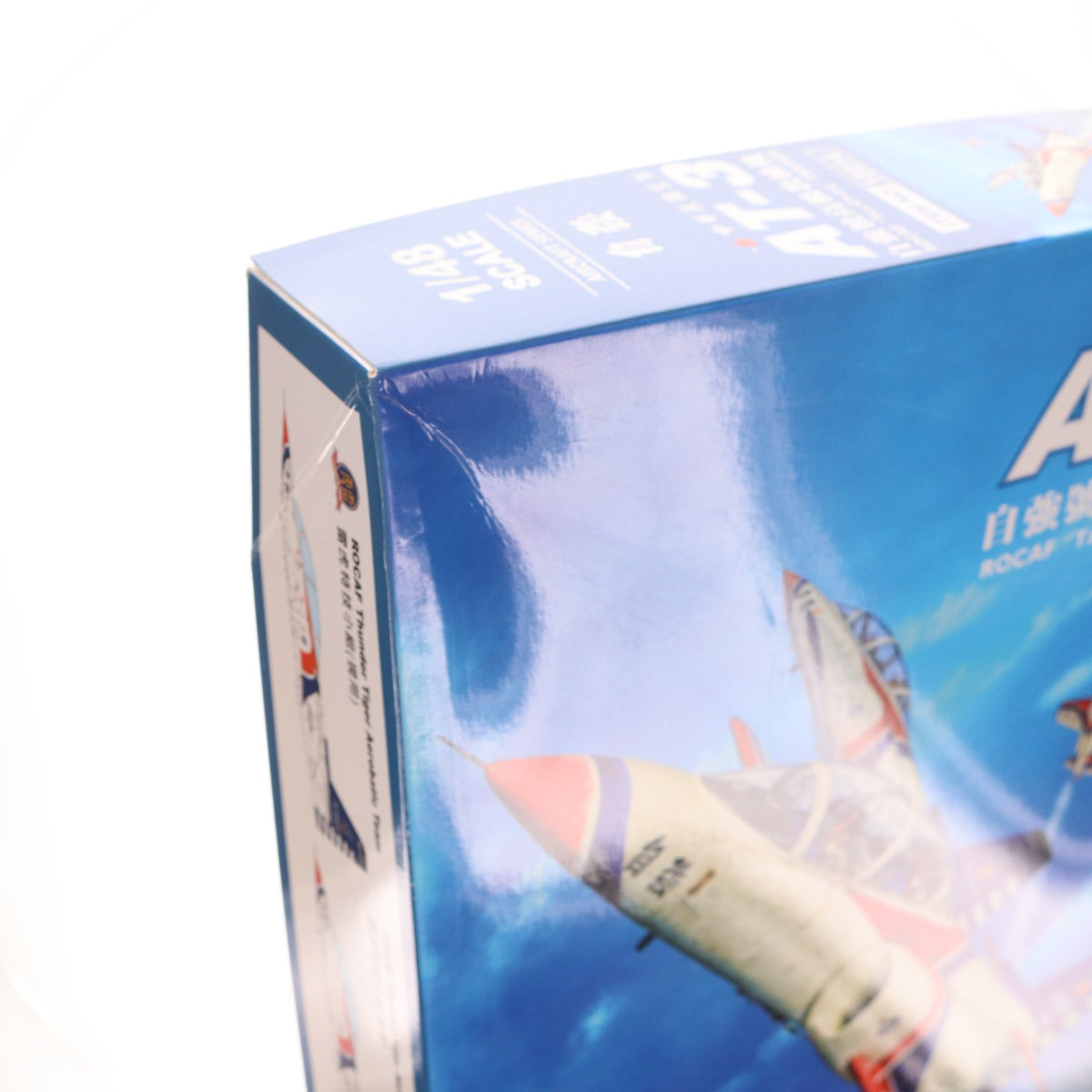 【中古即納】[PTM] 1/48 台湾空軍 AT-3 「自強(ツチャン)」 複座型練習機 サンダータイガー 曲技飛行隊 プラモデル(FRE18014) Freedom Model Kits(フリーダム・モデルキット)(20200903)