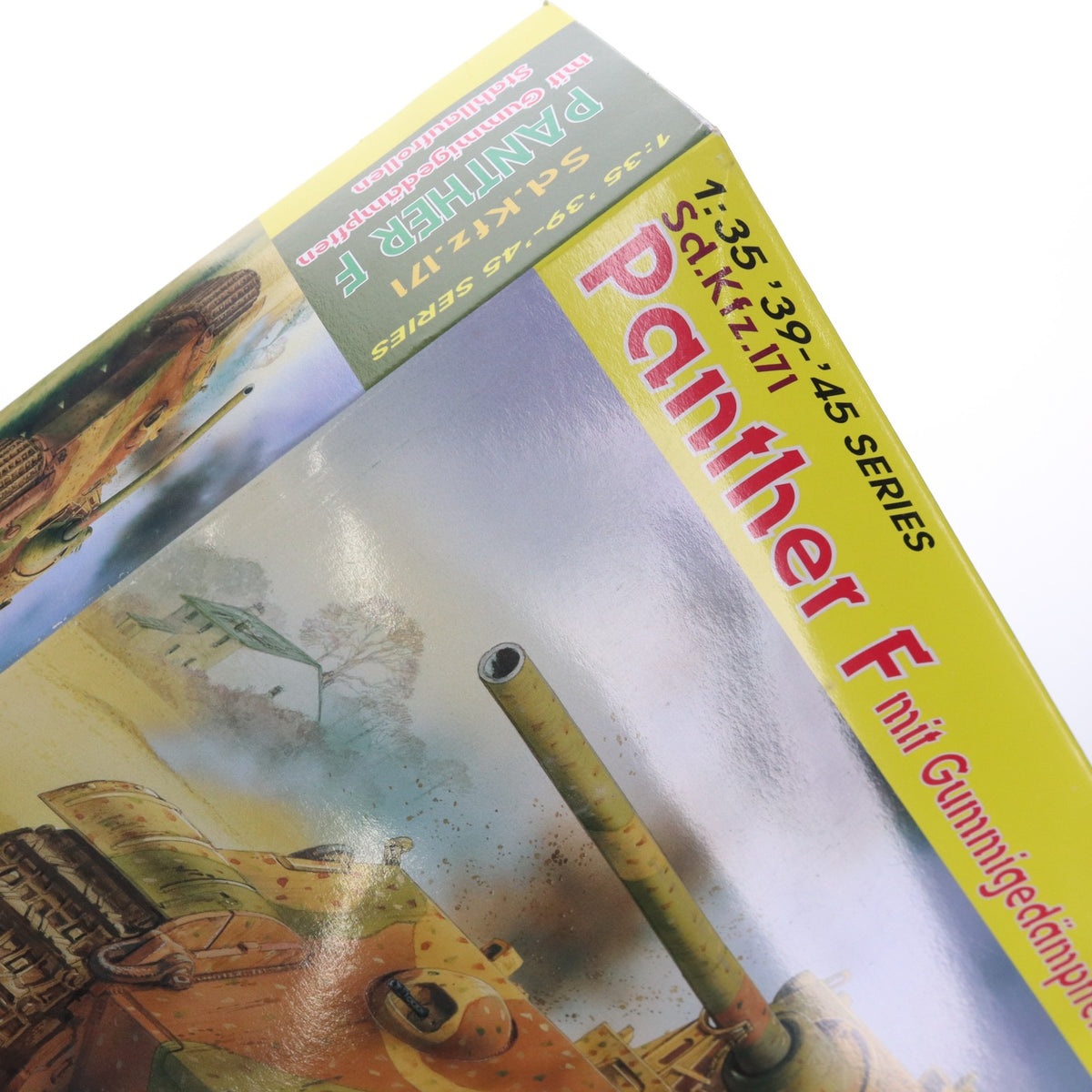 【中古即納】[PTM] '39-'45 SERIES 1/35 WW.II ドイツ軍 パンターF型 スチールホイール仕様 プラモデル(CH6403) サイバーホビー(20100718)