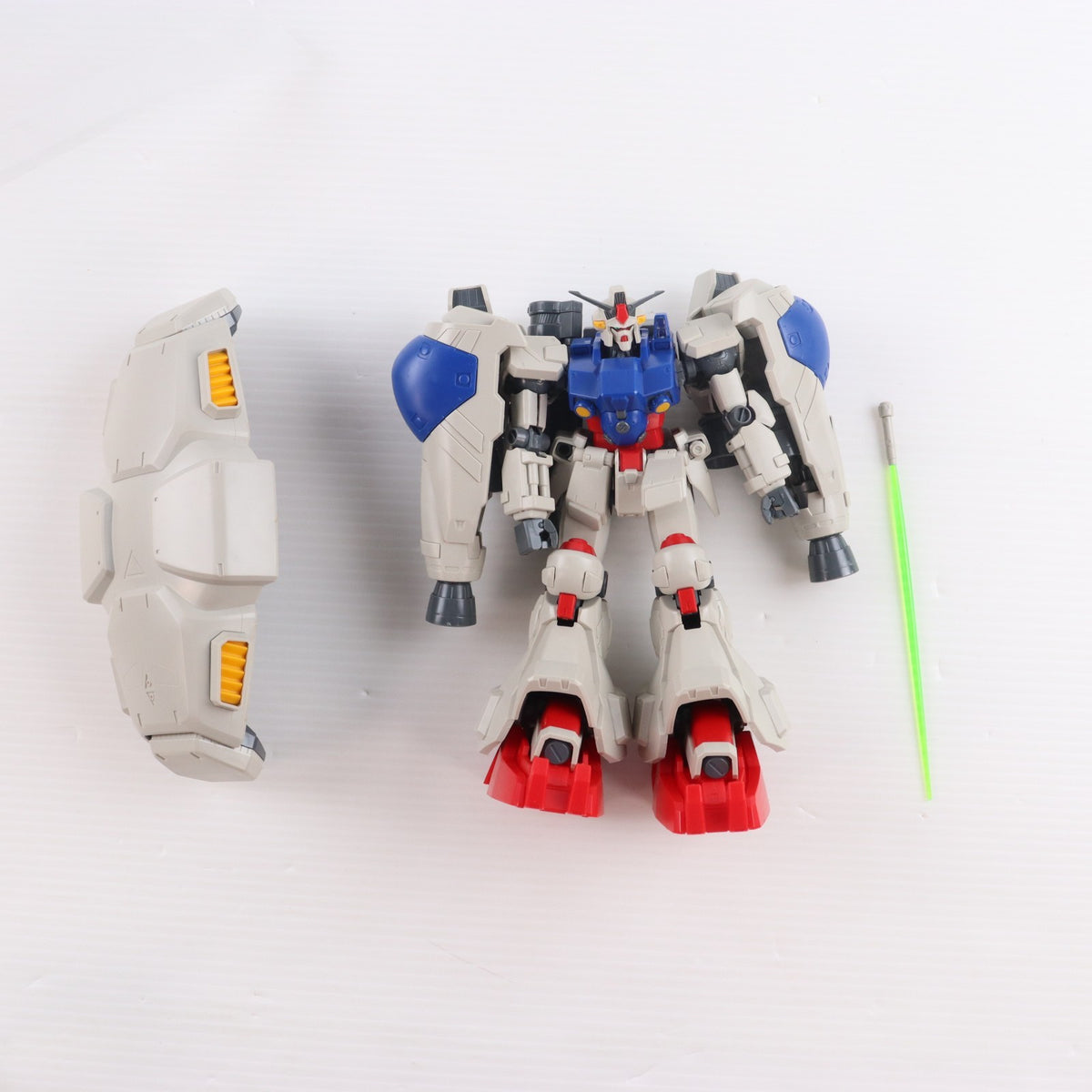 【中古即納】[PTM] MG 1/100 RX-78GP02A ガンダム試作2号機(サイサリス) 機動戦士ガンダム0083 STARDUST MEMORY(スターダストメモリー) プラモデル(0061220) バンダイ(19980601)