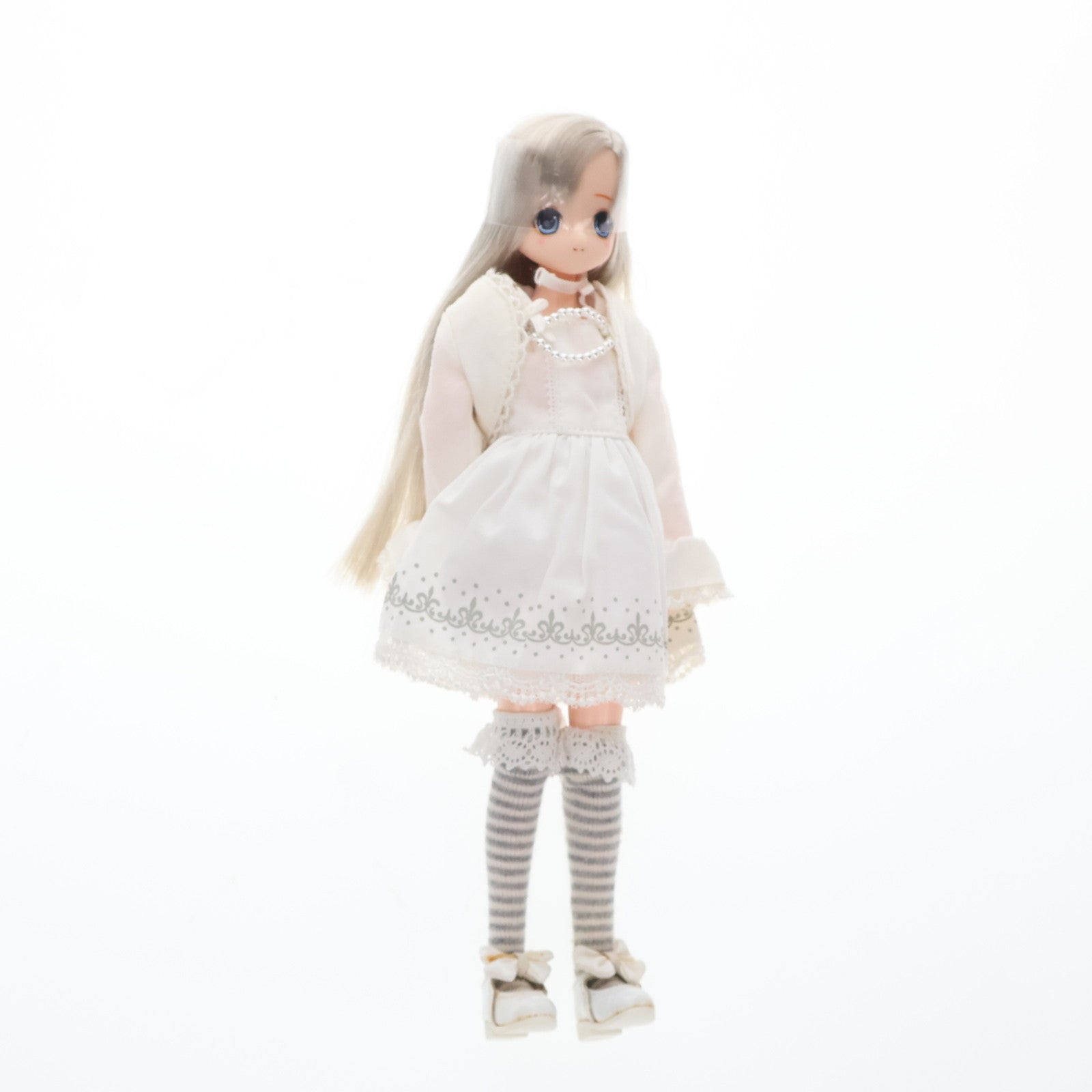 【中古即納】[DOL] えっくす☆きゅーと ふぁみりー ニナ/Secret Little Wonderland 完成品 ドール(AOD018-SLN) アゾンインターナショナル(20100226)