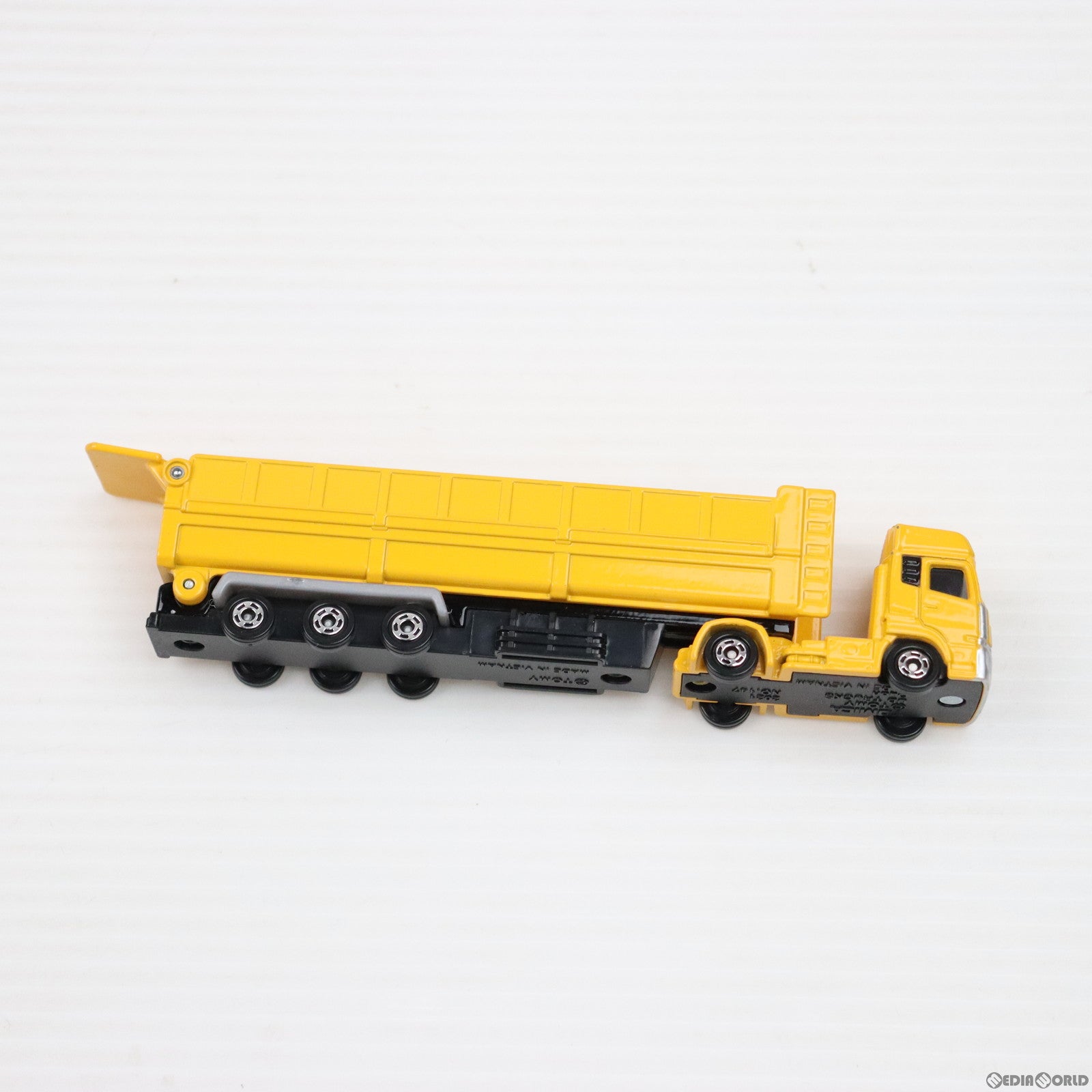 【中古即納】[MDL] ロングタイプトミカ No.147 UDトラックス クオン トレーラーダンプ 完成品 ミニカー タカラトミー(20210918)