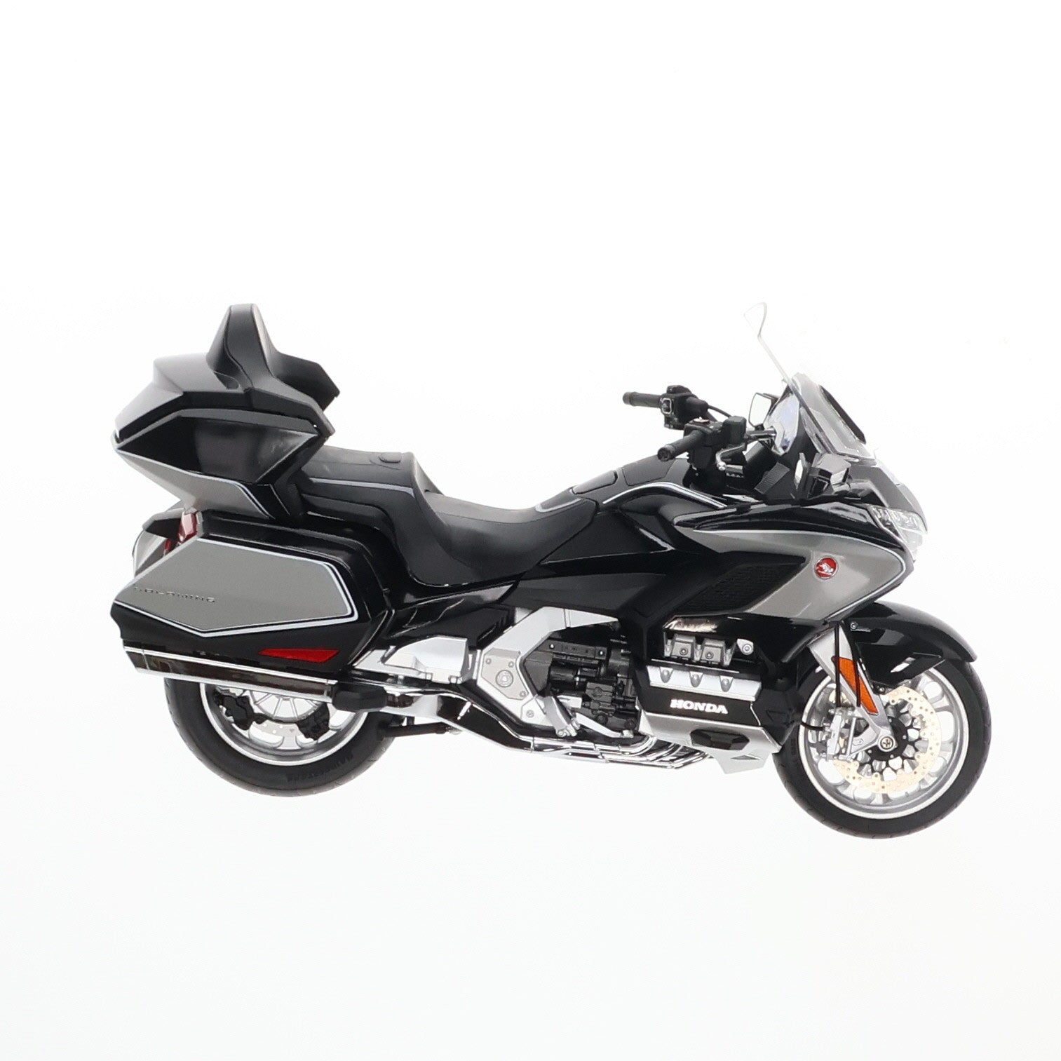 【中古即納】[MDL] 1/12 Honda Gold Wing(ゴールドウイング) Tour 2020(ヘビーグレー) 完成品 ミニカー(LCD-M2104-HGM) LCD MODELS(20230219)