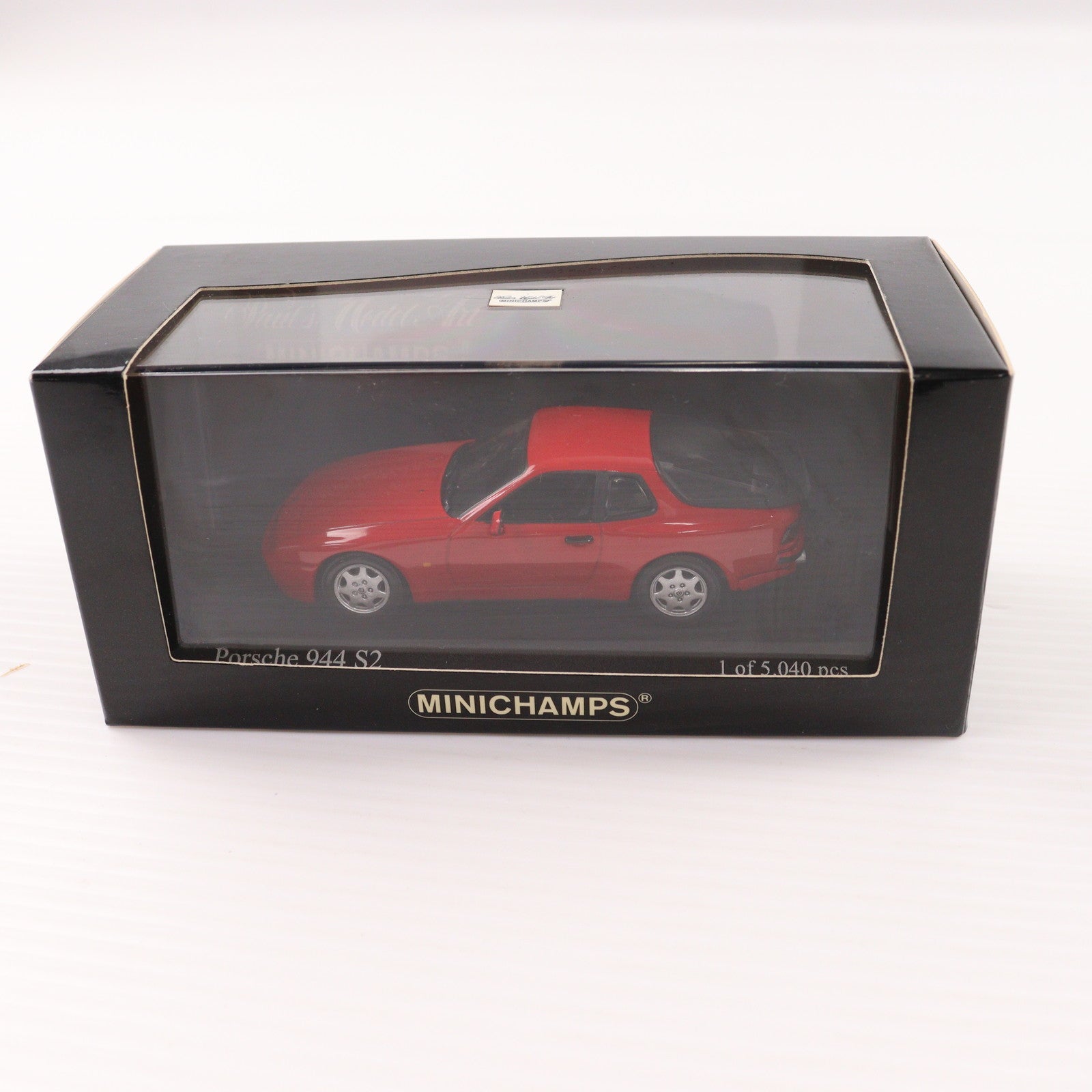 【中古即納】[MDL] 1/43 Porsche(ポルシェ) 944 S2 1989(レッド) 完成品 ミニカー(400062220) MINICHAMPS(ミニチャンプス)(20040630)