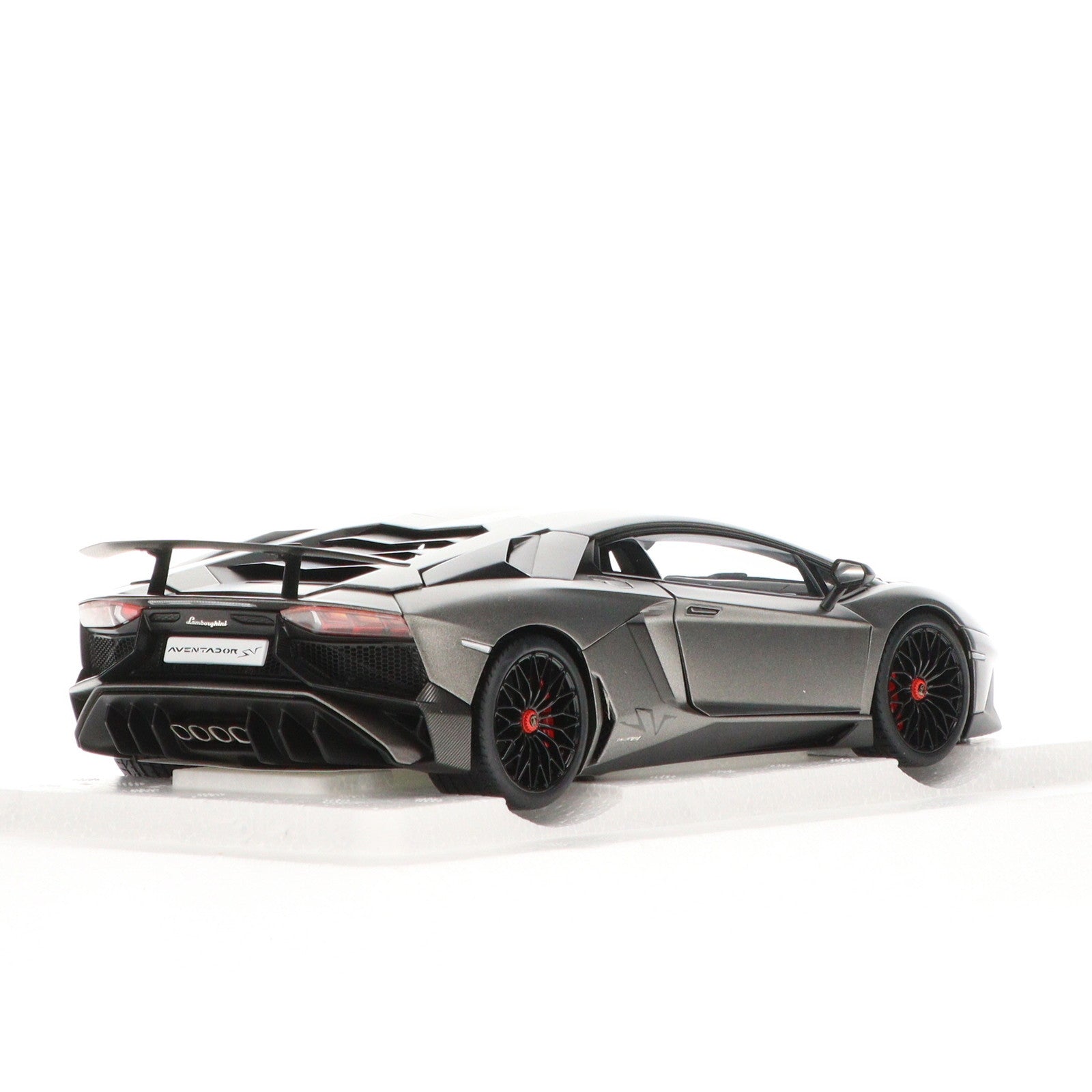 【中古即納】[MDL] 1/18 ランボルギーニ アヴェンタドール LP750-4 SV(マット・グレー) 完成品 ミニカー(74554) AutoArt(オートアート)(20170825)