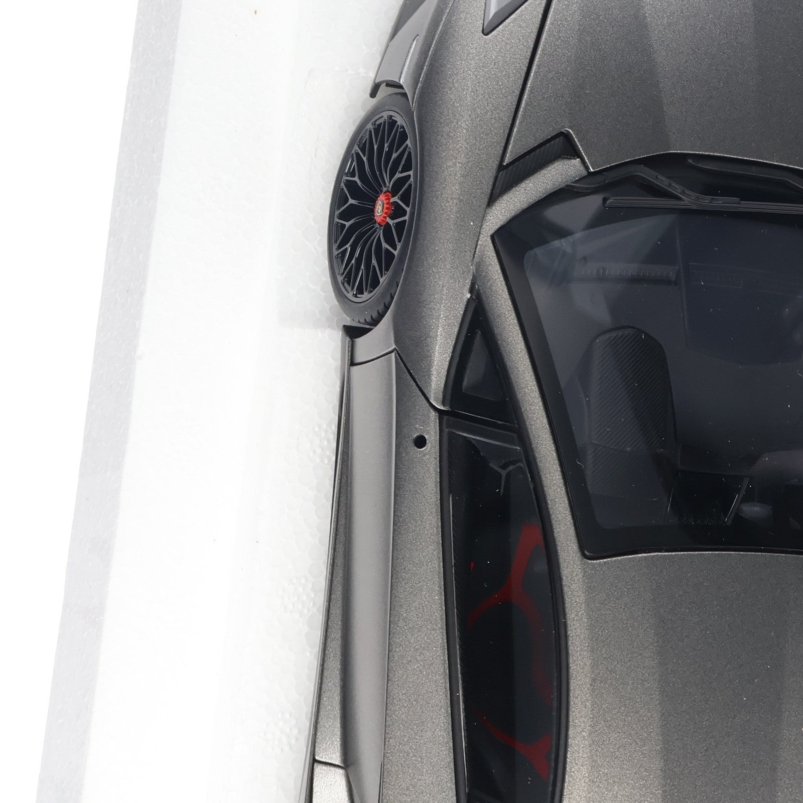 【中古即納】[MDL] 1/18 ランボルギーニ アヴェンタドール LP750-4 SV(マット・グレー) 完成品 ミニカー(74554) AutoArt(オートアート)(20170825)