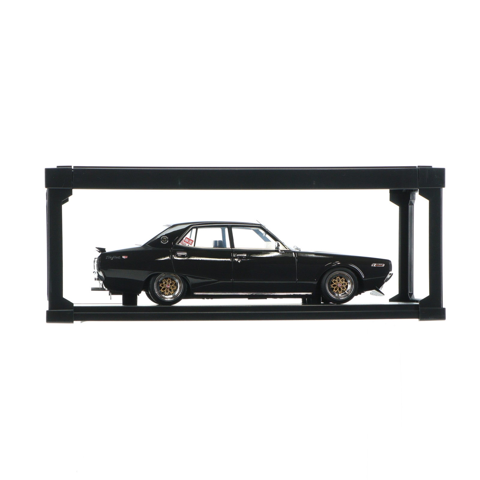 【中古即納】[MDL] 1/18 Nissan Skyline 2000 GT-X GC110(ブラックメタリック) 完成品 ミニカー(IG3269) ignition model(イグニッションモデル)(20240714)