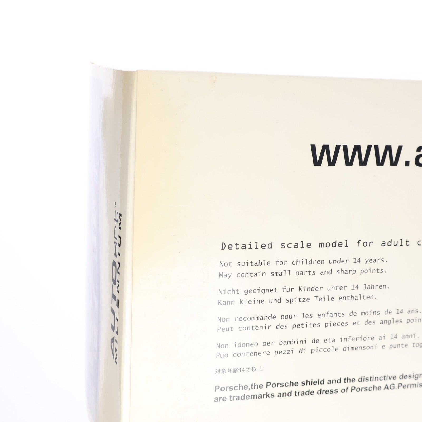 【中古即納】[MDL] MILLENNIUM 1/18 PORSCHE 911 CARRERA RSR TURBO 2.1 WATKINS GLEN 1974 MARTINI #9(ホワイト×レッド×ブルー) 完成品 ミニカー(87475) AUTOart(オートアート)(20070520)