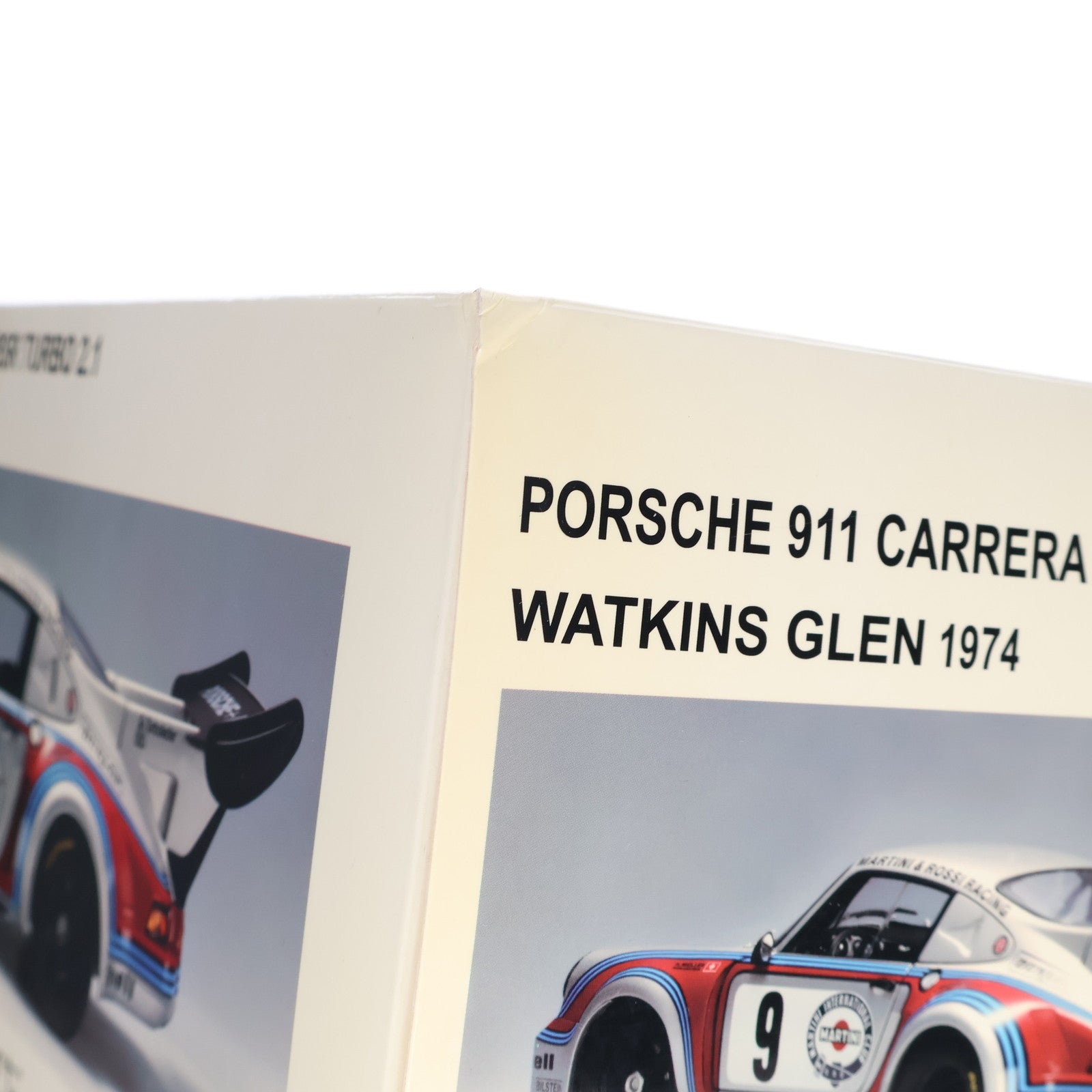 【中古即納】[MDL] MILLENNIUM 1/18 PORSCHE 911 CARRERA RSR TURBO 2.1 WATKINS GLEN 1974 MARTINI #9(ホワイト×レッド×ブルー) 完成品 ミニカー(87475) AUTOart(オートアート)(20070520)