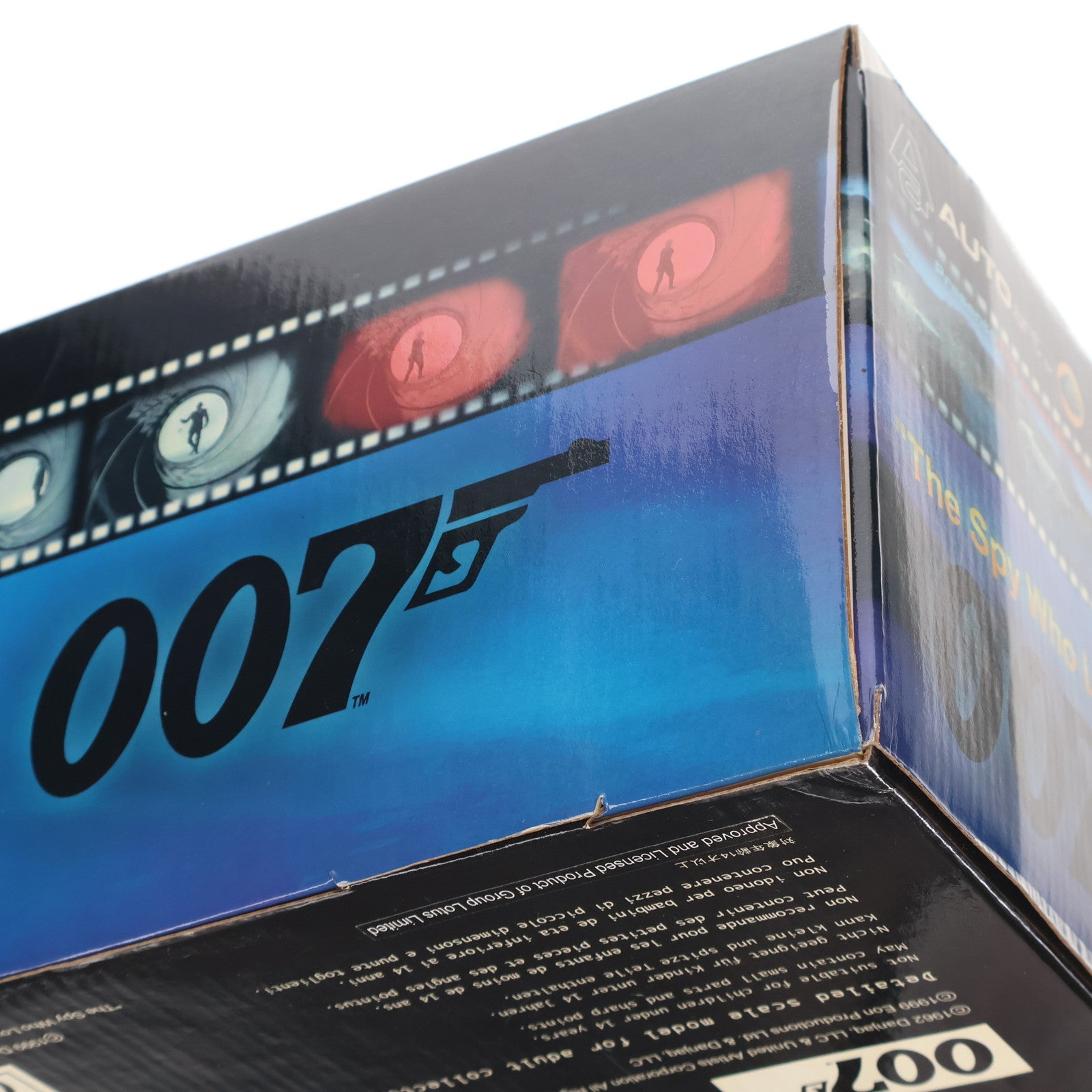 【中古即納】[MDL] The James Bond Collection 1/18 Lotus Esprit(ロータス エスプリ) TYPE '79(ホワイト) 007/私を愛したスパイ 完成品 ミニカー(75300) AUTOart(オートアート)(19991231)