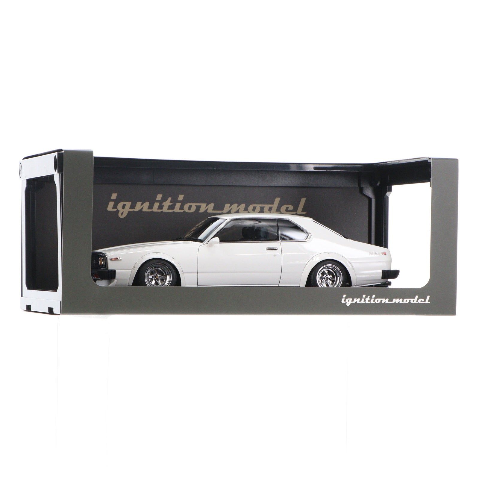 【中古即納】[MDL] 1/18 Nissan(ニッサン) Skyline(スカイライン) 2000 GT-ES C210(ホワイト) 完成品 ミニカー(IG3231) ignition model(イグニッションモデル)(20231019)
