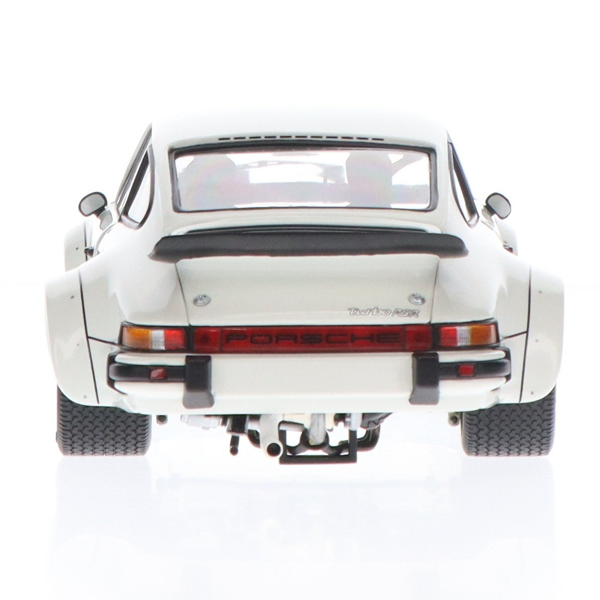 【中古即納】[MDL] RACING LEGENDS 1/18 PORSCHE 934RSR 1976 Works Prototype (Authentic Porsche White) 完成品 ミニカー(RLG18090) EXOTO(20010101)