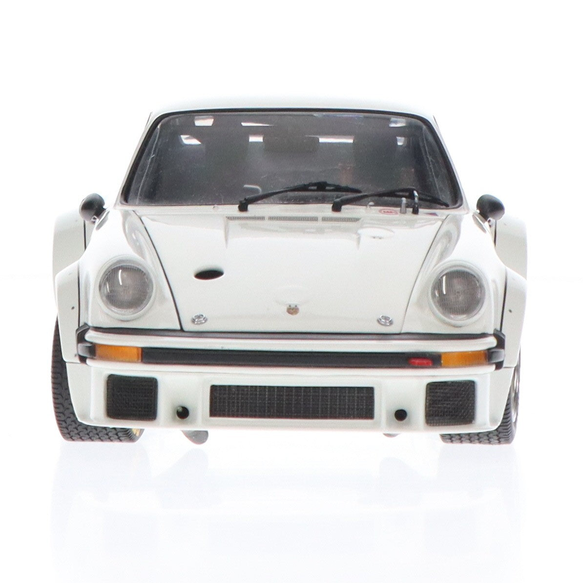 【中古即納】[MDL] RACING LEGENDS 1/18 PORSCHE 934RSR 1976 Works Prototype (Authentic Porsche White) 完成品 ミニカー(RLG18090) EXOTO(20010101)