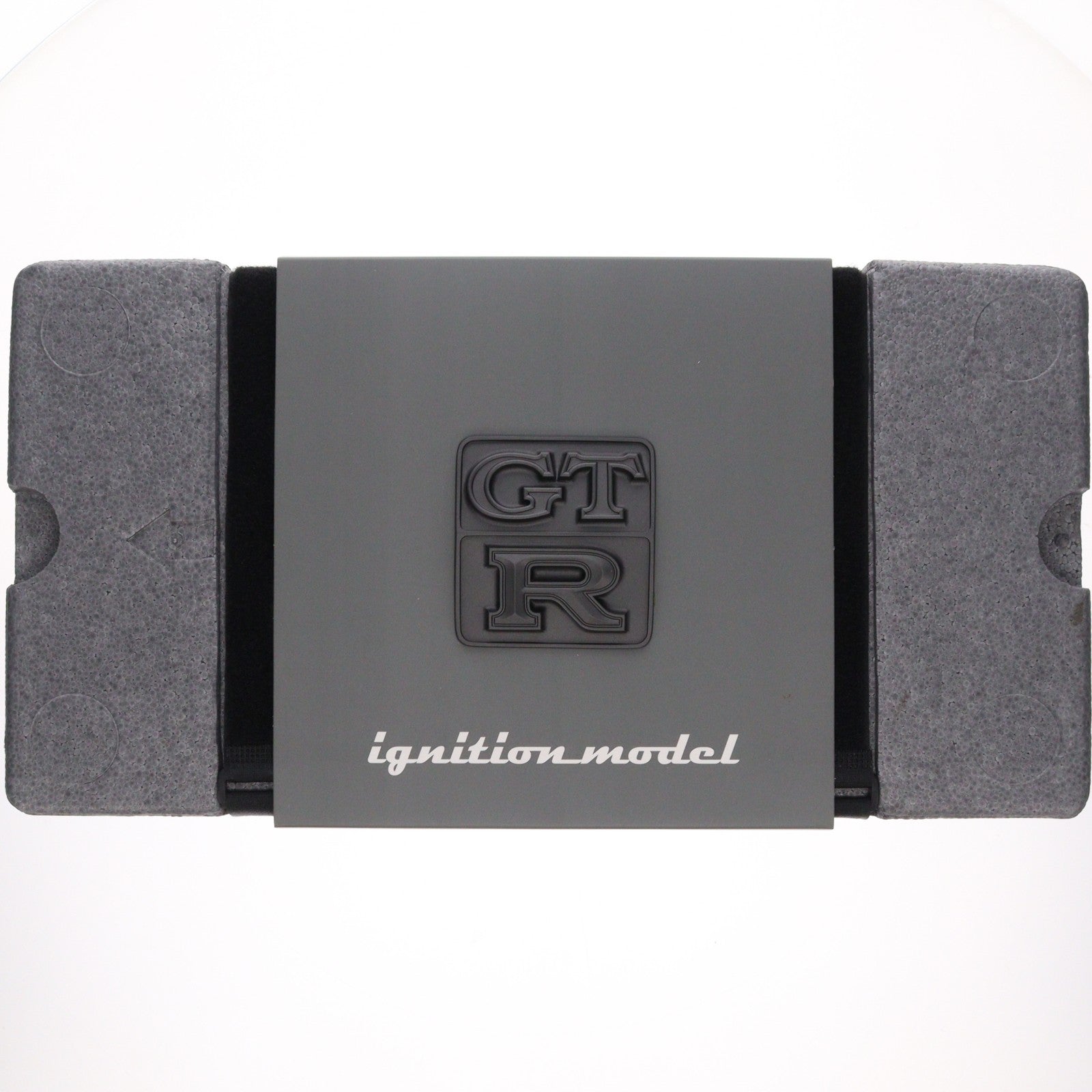 【中古即納】[MDL] 1/12 Nissan Skyline 2000 GT-R KPGC10(シルバー) 完成品 ミニカー(IG0495) ignition model(イグニッションモデル)(20181019)