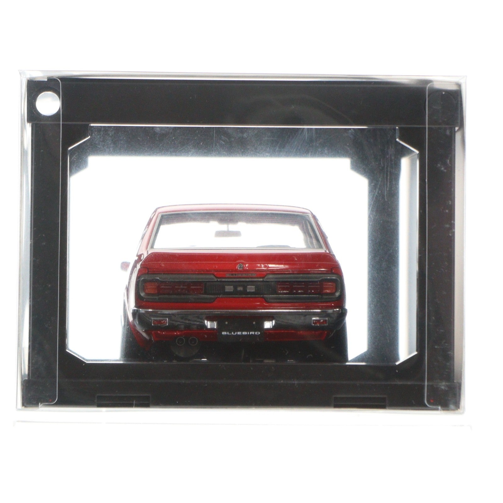 【中古即納】[MDL] 1/18 Nissan Bluebird(ブルーバード) U 2000GTX G610(レッド) 完成品 ミニカー(IG3168) ignition model(イグニッションモデル)(20240229)