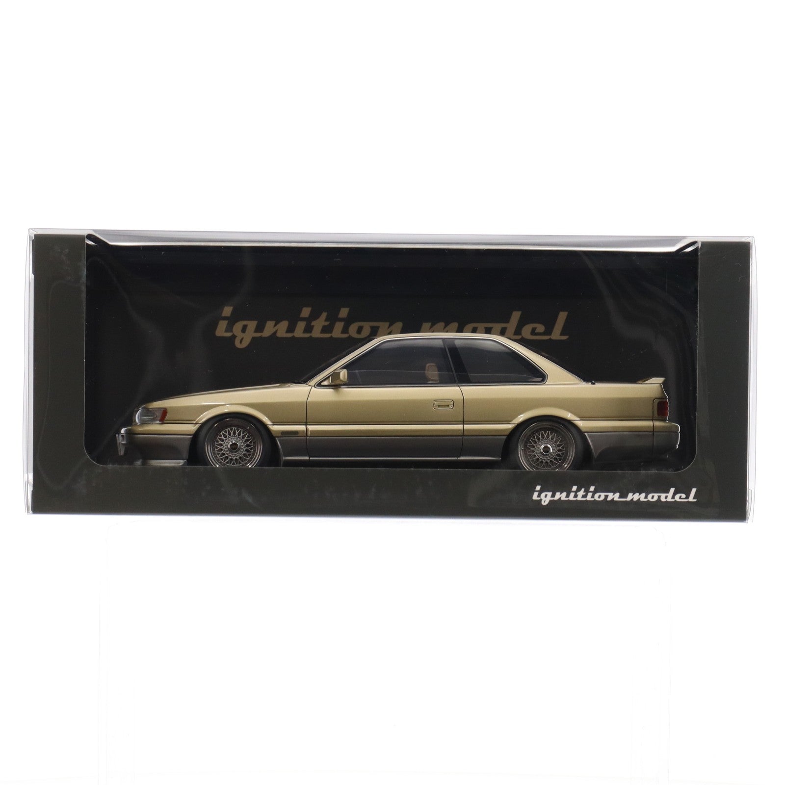 【中古即納】[MDL] 1/18 Nissan(ニッサン) Leopard(レオパード) Ultima V30TWINCAM TURBO(F31) Gold/Silver 完成品 ミニカー(IG3815) ignition model(イグニッションモデル)(20250719)