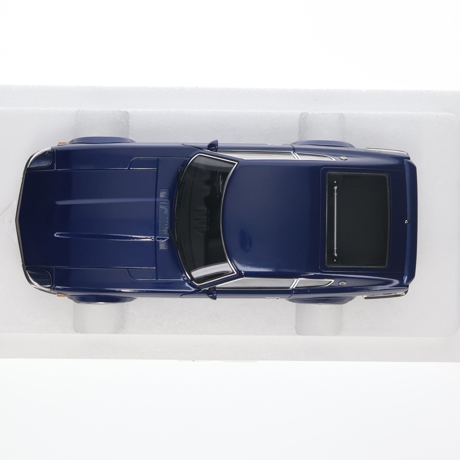 【中古即納】[MDL] 1/18 日産 フェアレディZ S30 悪魔のZ(ミッドナイトブルー) 湾岸ミッドナイト 完成品 ミニカー(77451) AUTOart(オートアート)(20161028)